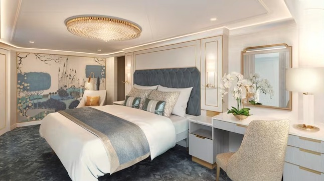 Concierge Two-Story Royal Suite