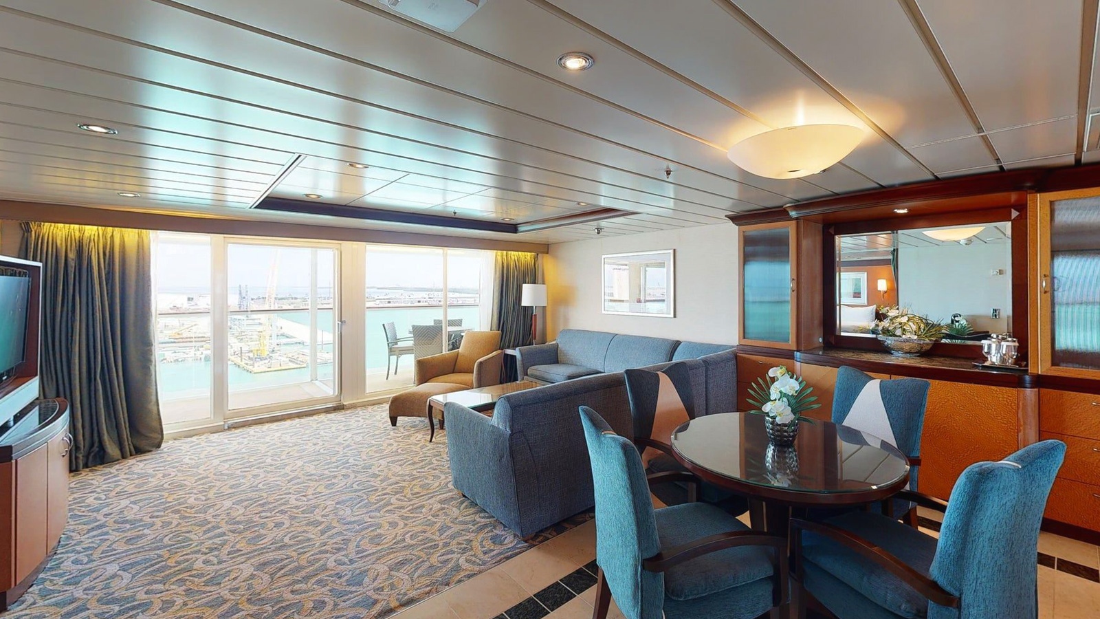 Independence of the Seas: Owner's Suite - 1 Bedroom