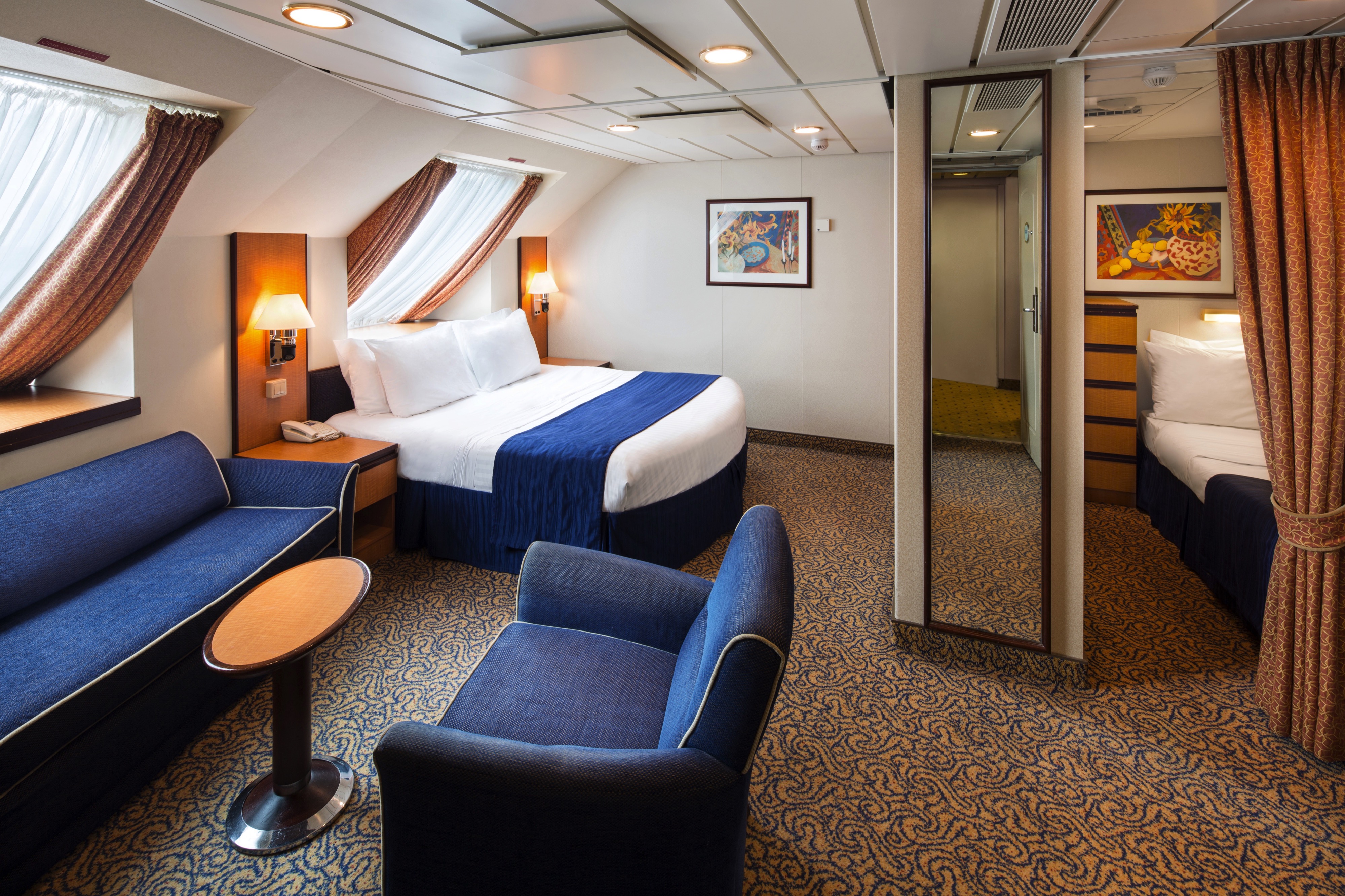 RCI Brilliance of the Seas Family Ocean View 2.jpg