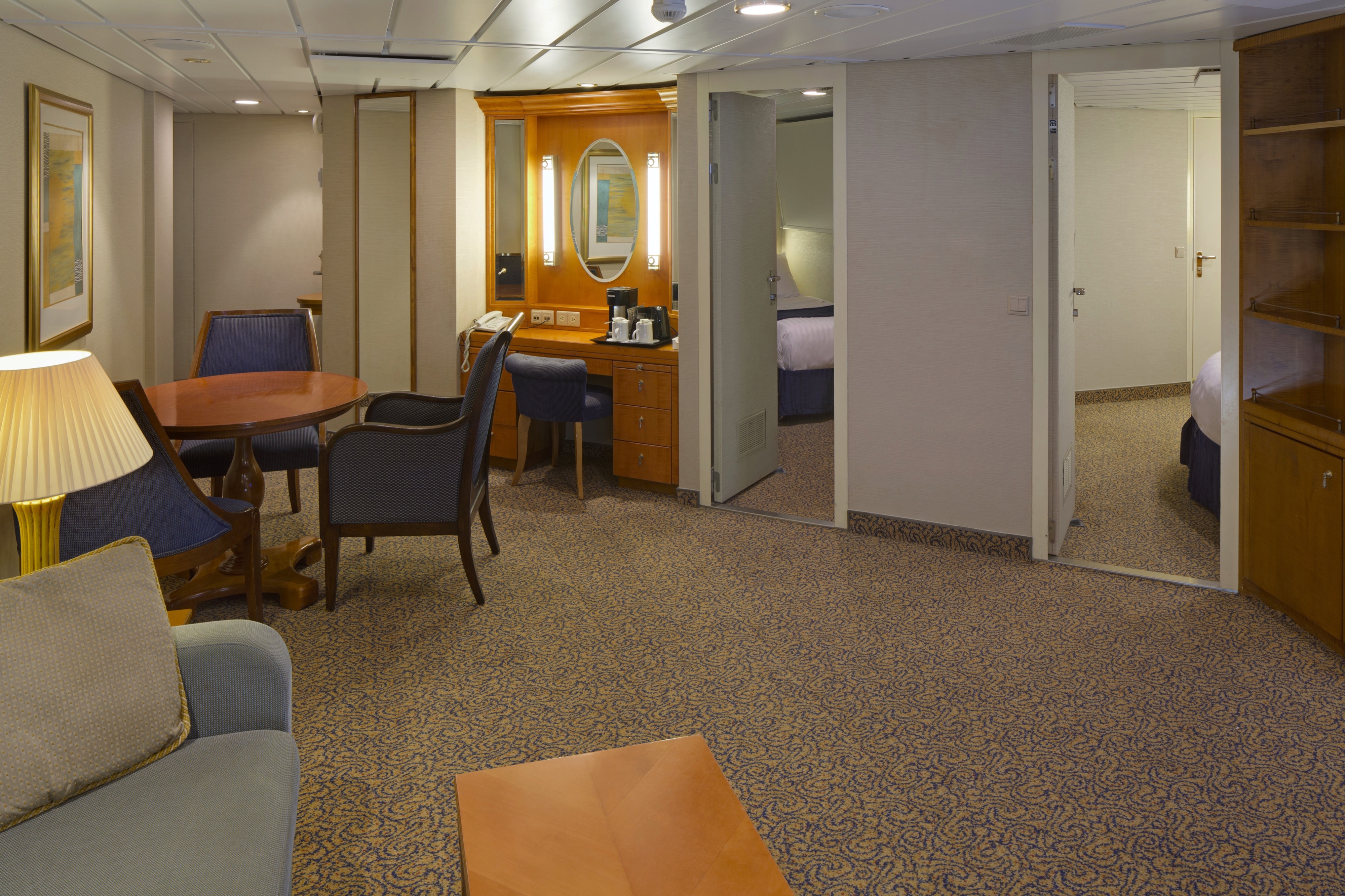 Brilliance of the Seas: Owner's Suite - 2 Bedroom