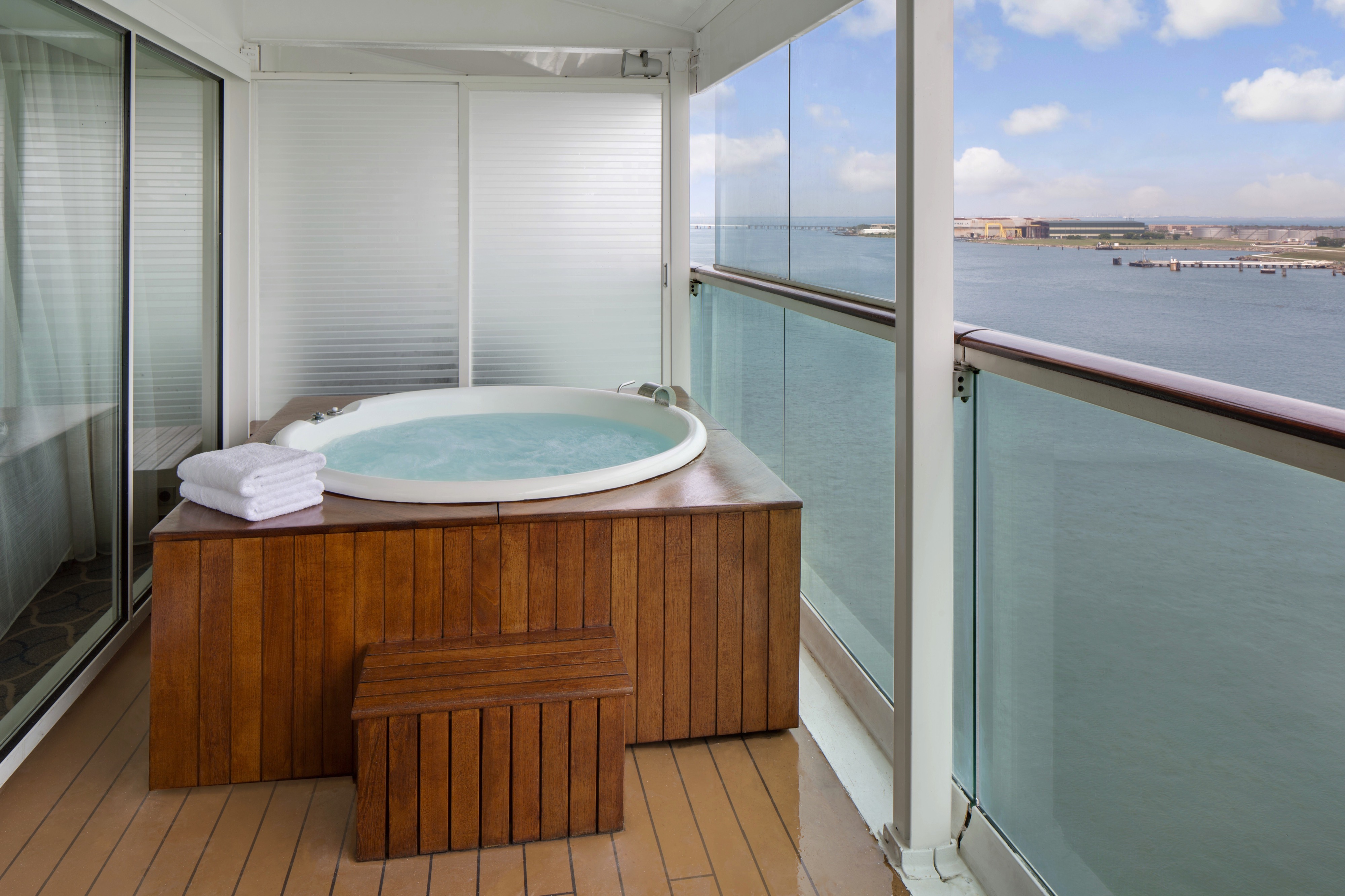 Royal Suite - 1 Bedroom