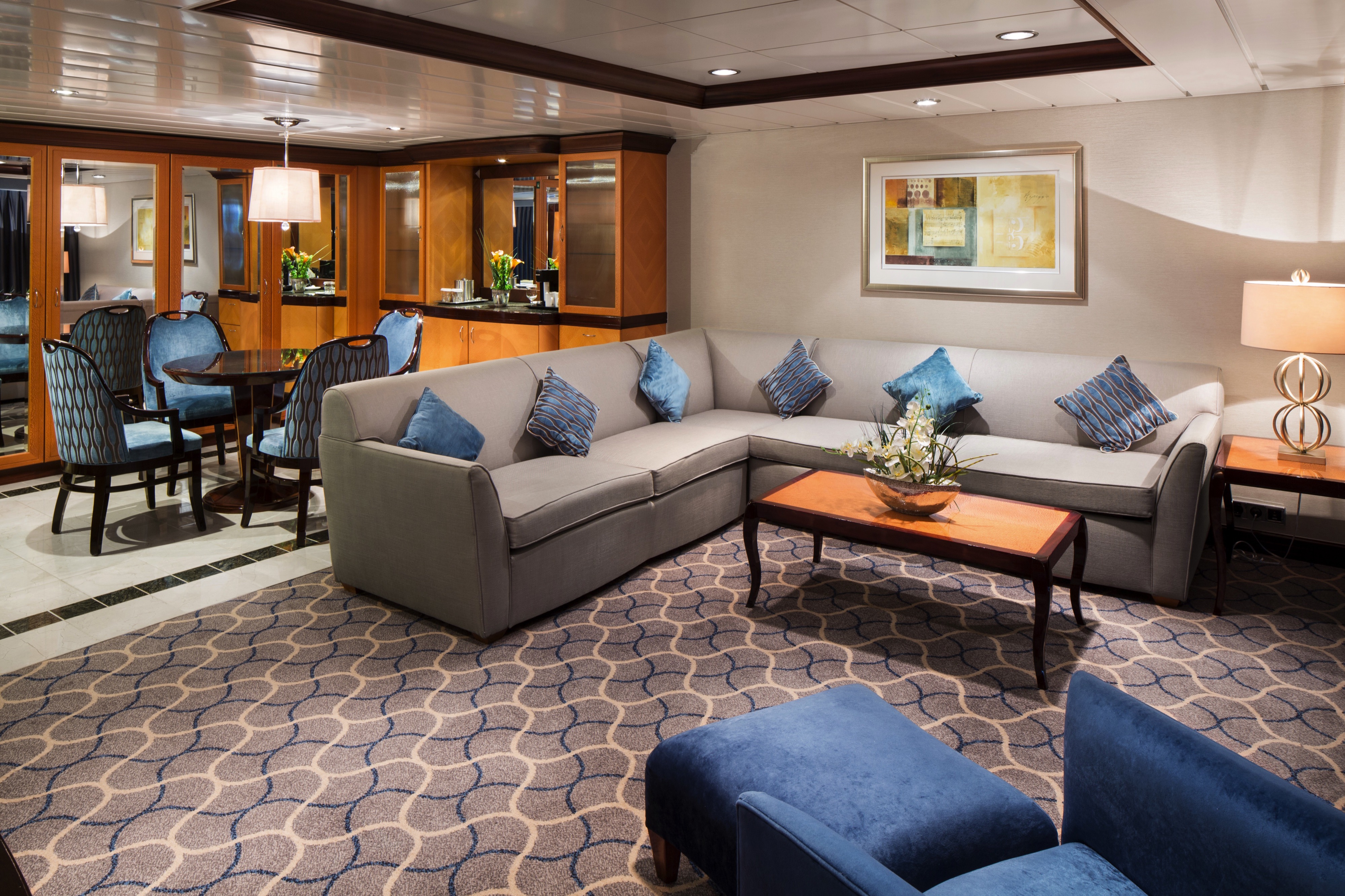 Liberty of the Seas: Owner’s Suite - 1 Bedroom