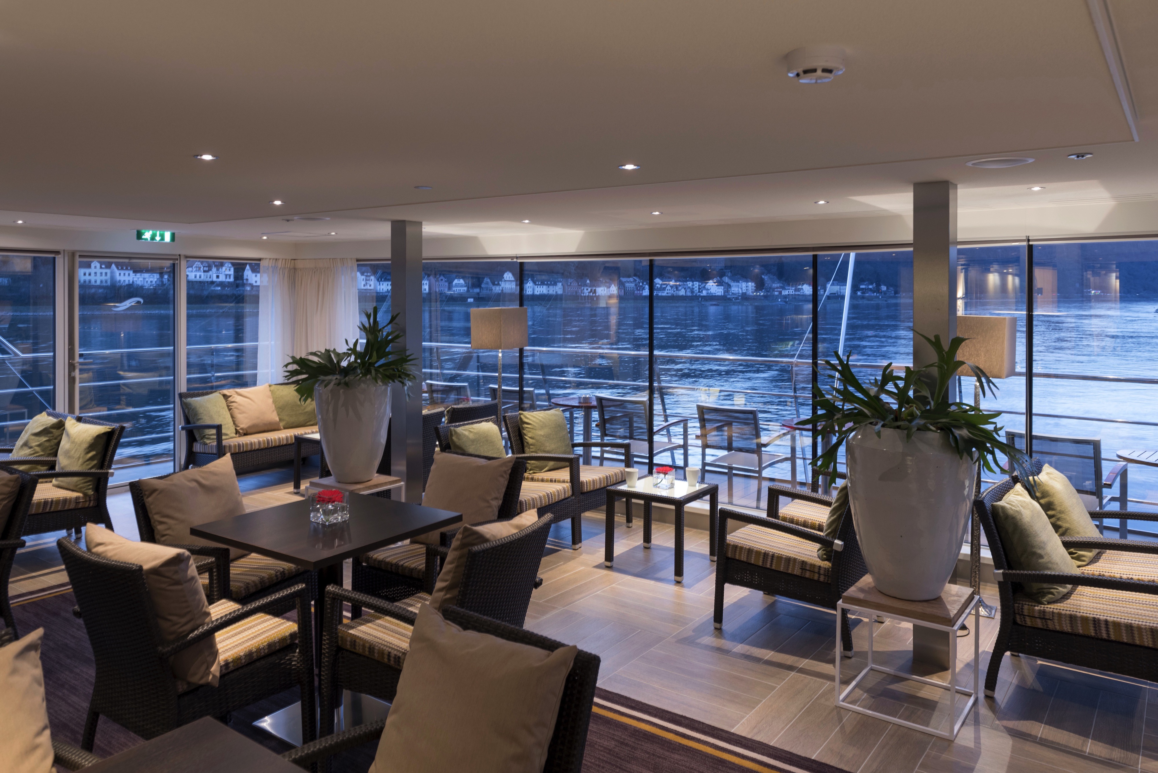 Club Lounge