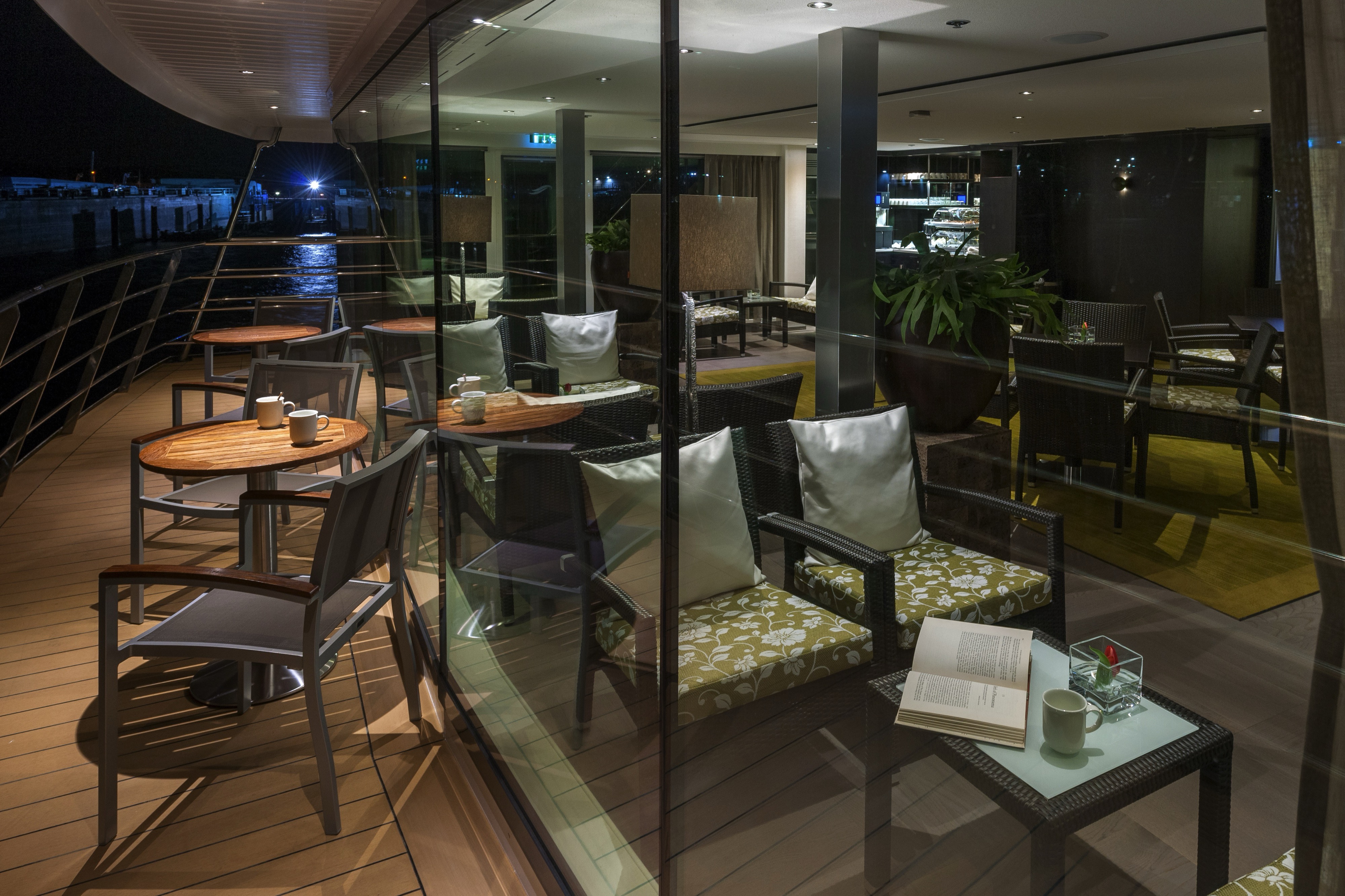 Club Lounge