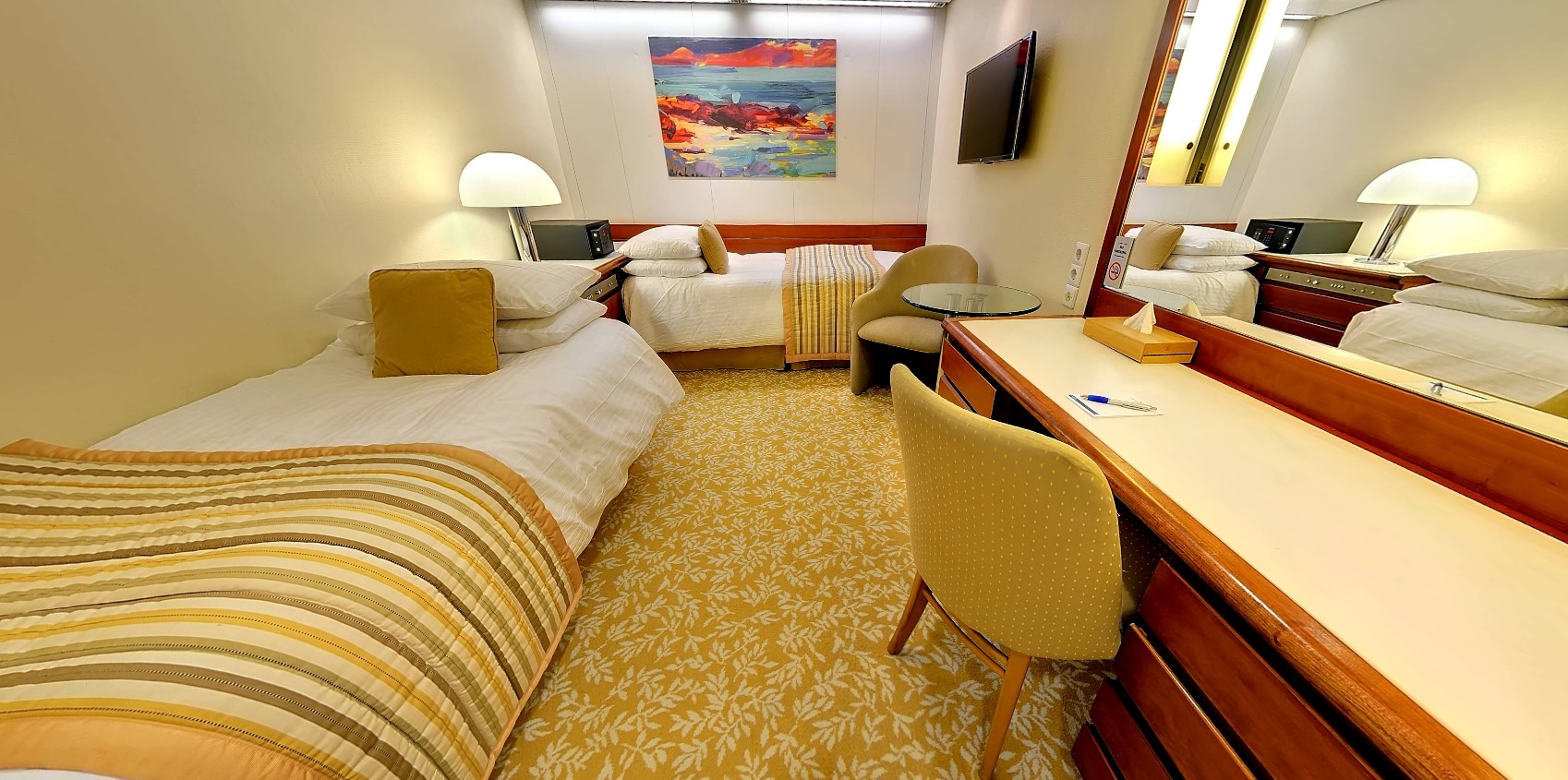 Fred Olsen Balmoral - Interior Cabin, H.jpg