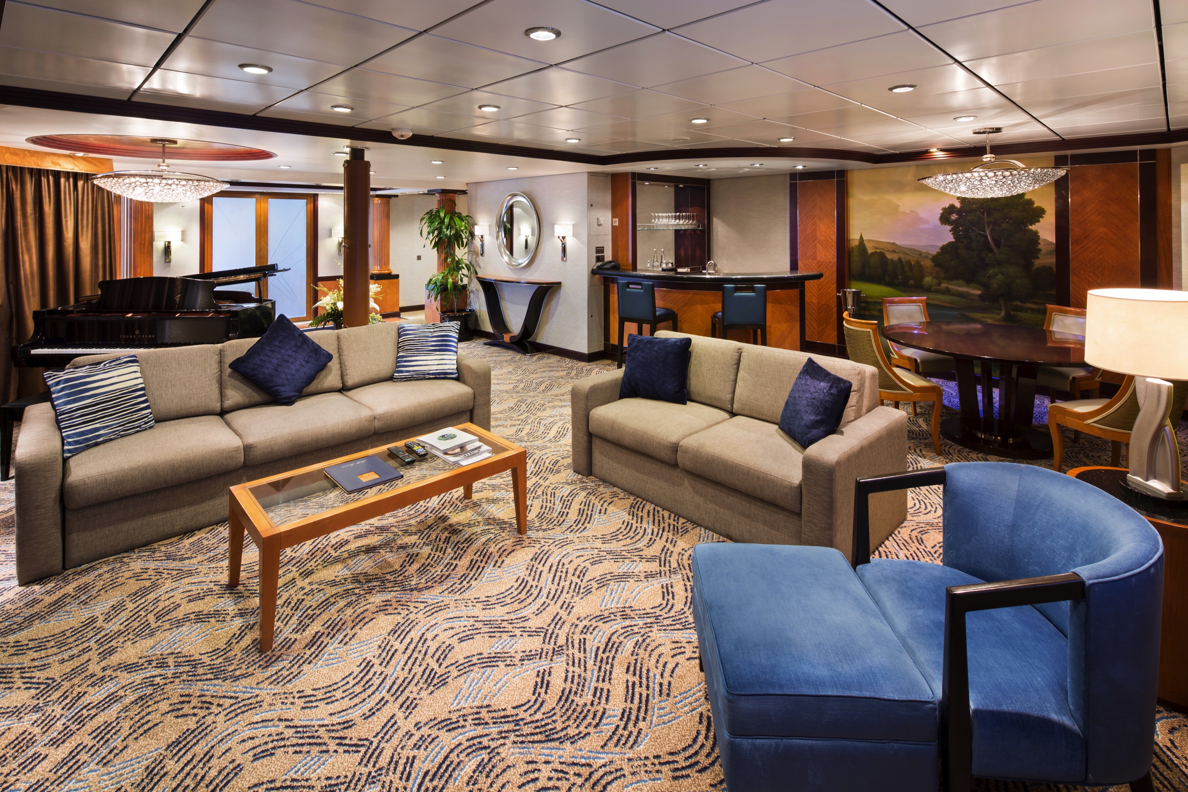 Navigator of the Seas: Royal Suite - 1 bedroom