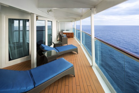 RCI Liberty of the Seas Royal Suite 3.jpg