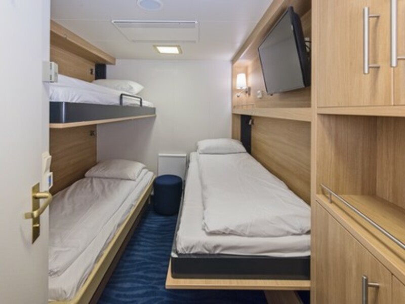 Polar Inside | Upper deck for up to 3 travellers