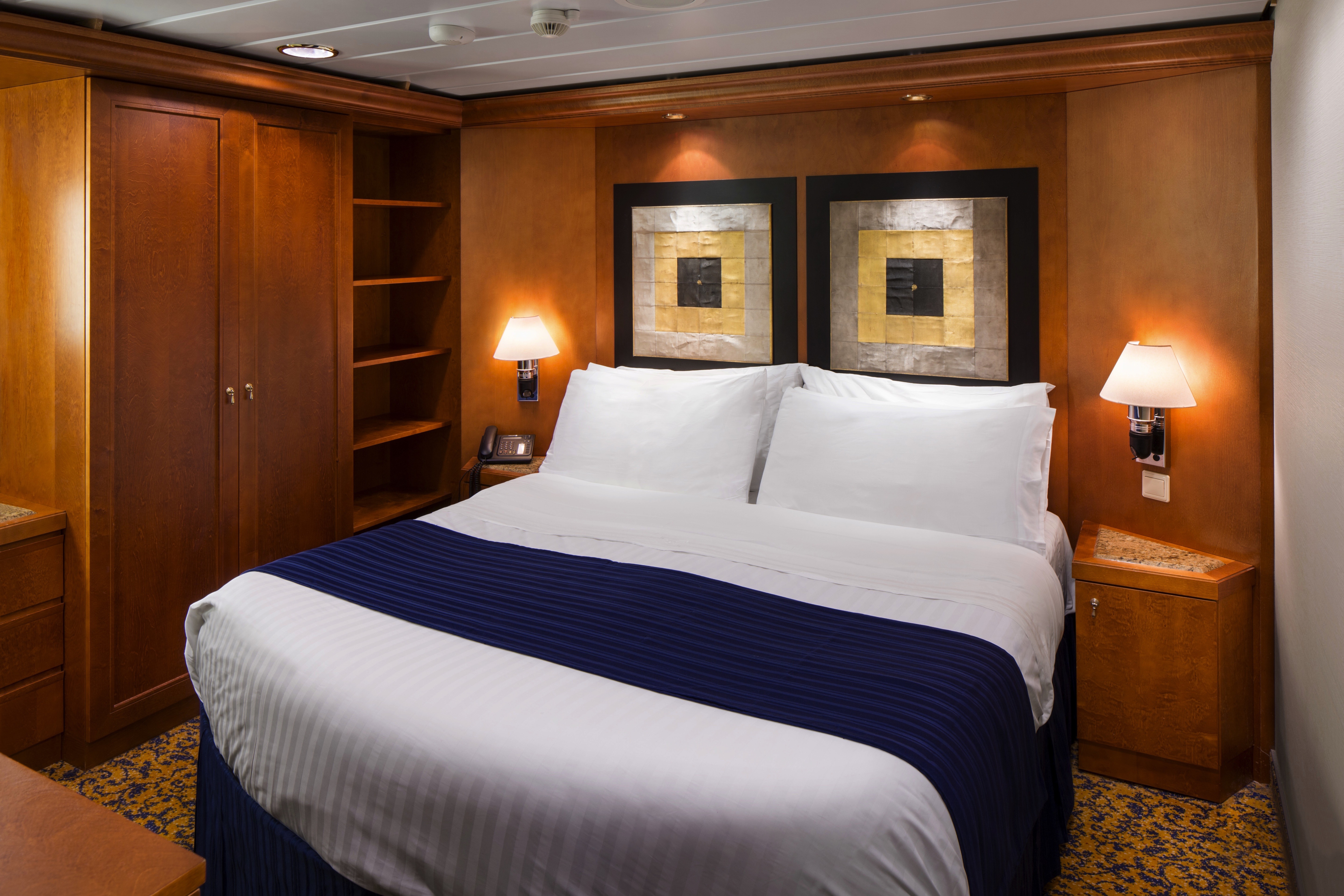 Ocean View Suite - 2 Bedroom (No Balcony)