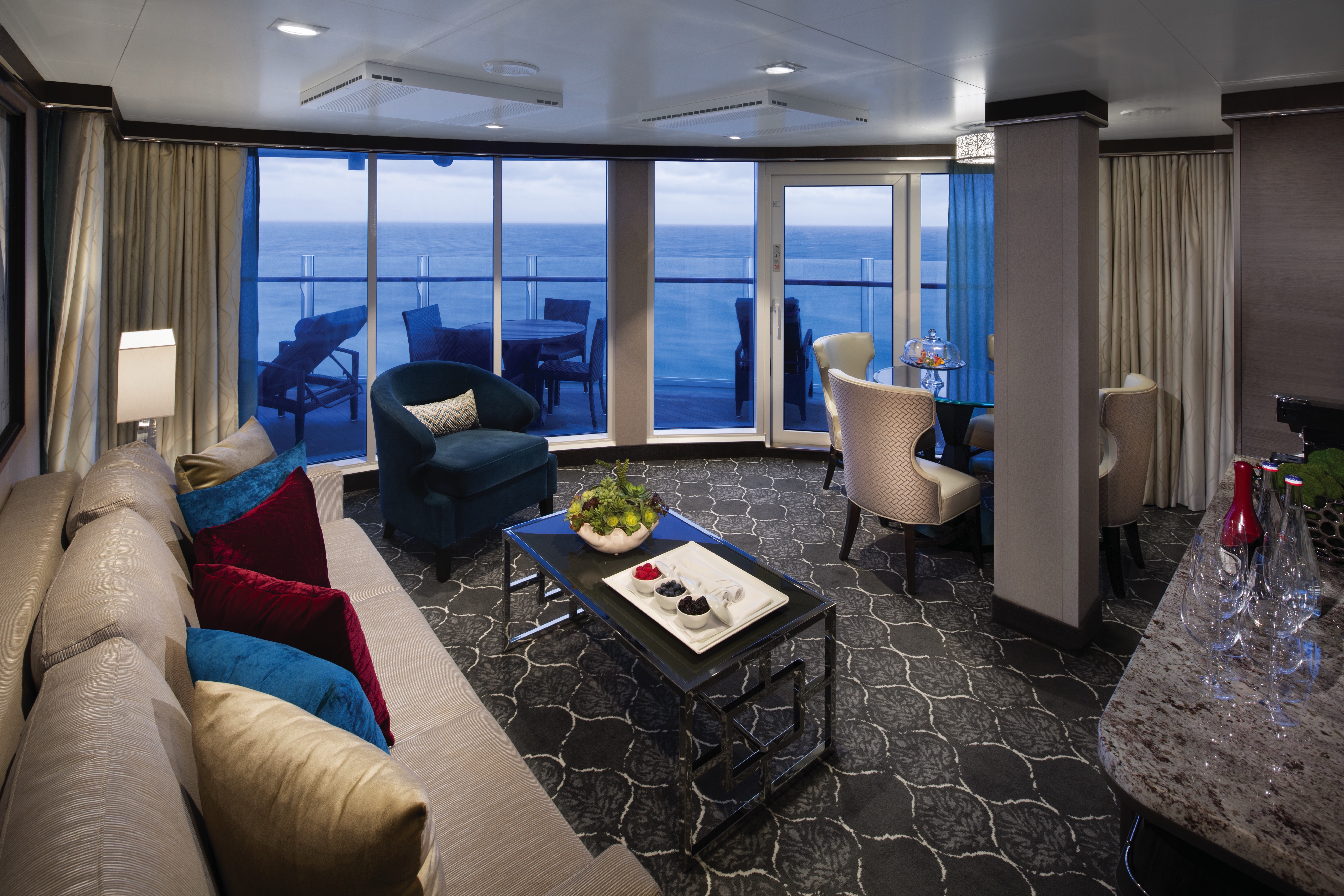 Rci, Symphony Of The Seas, Aqua Theatre Suite With Large Balcony   2 Bedroom