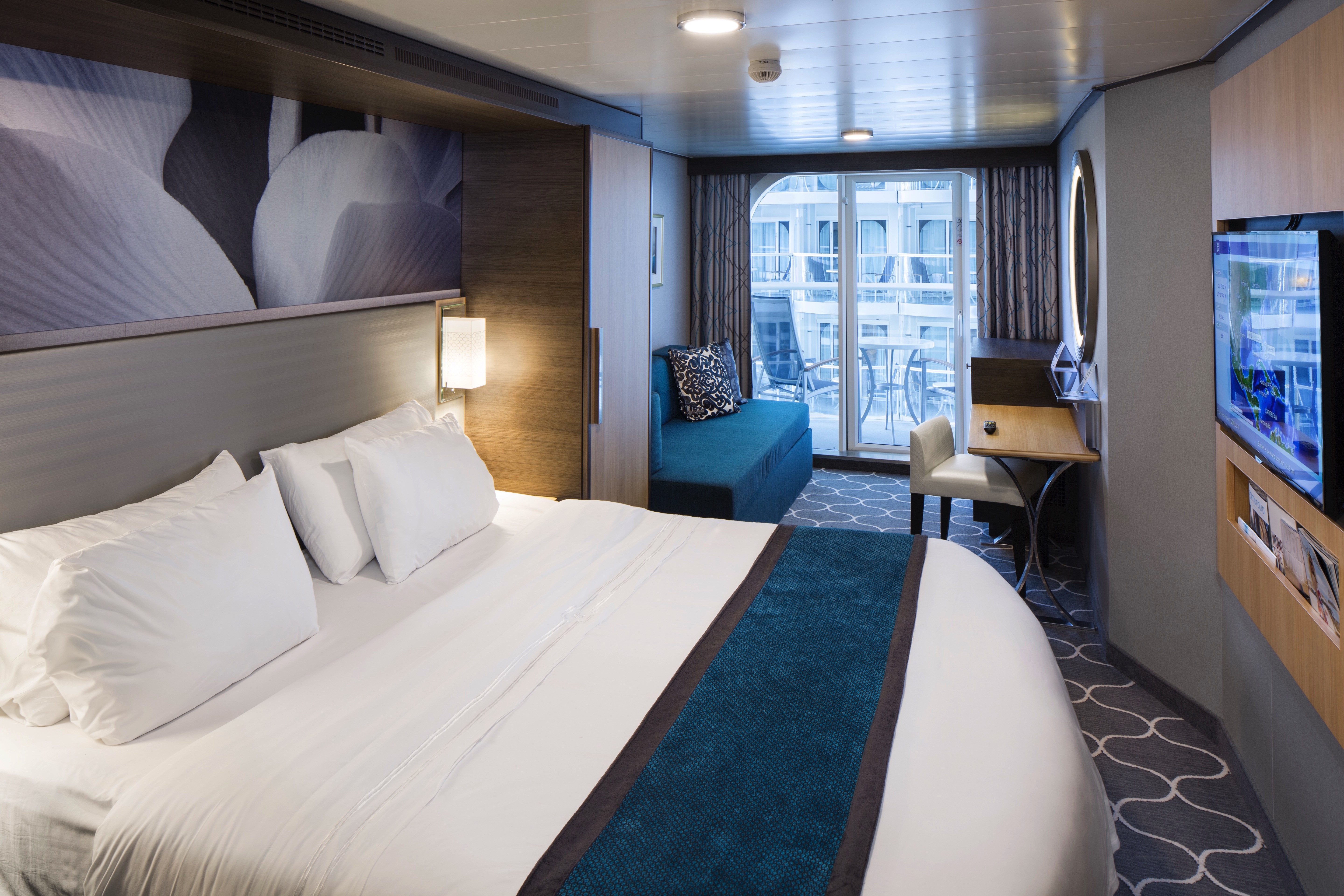 Rci, Symphony Of The Seas, Boardwalk View Balcony 