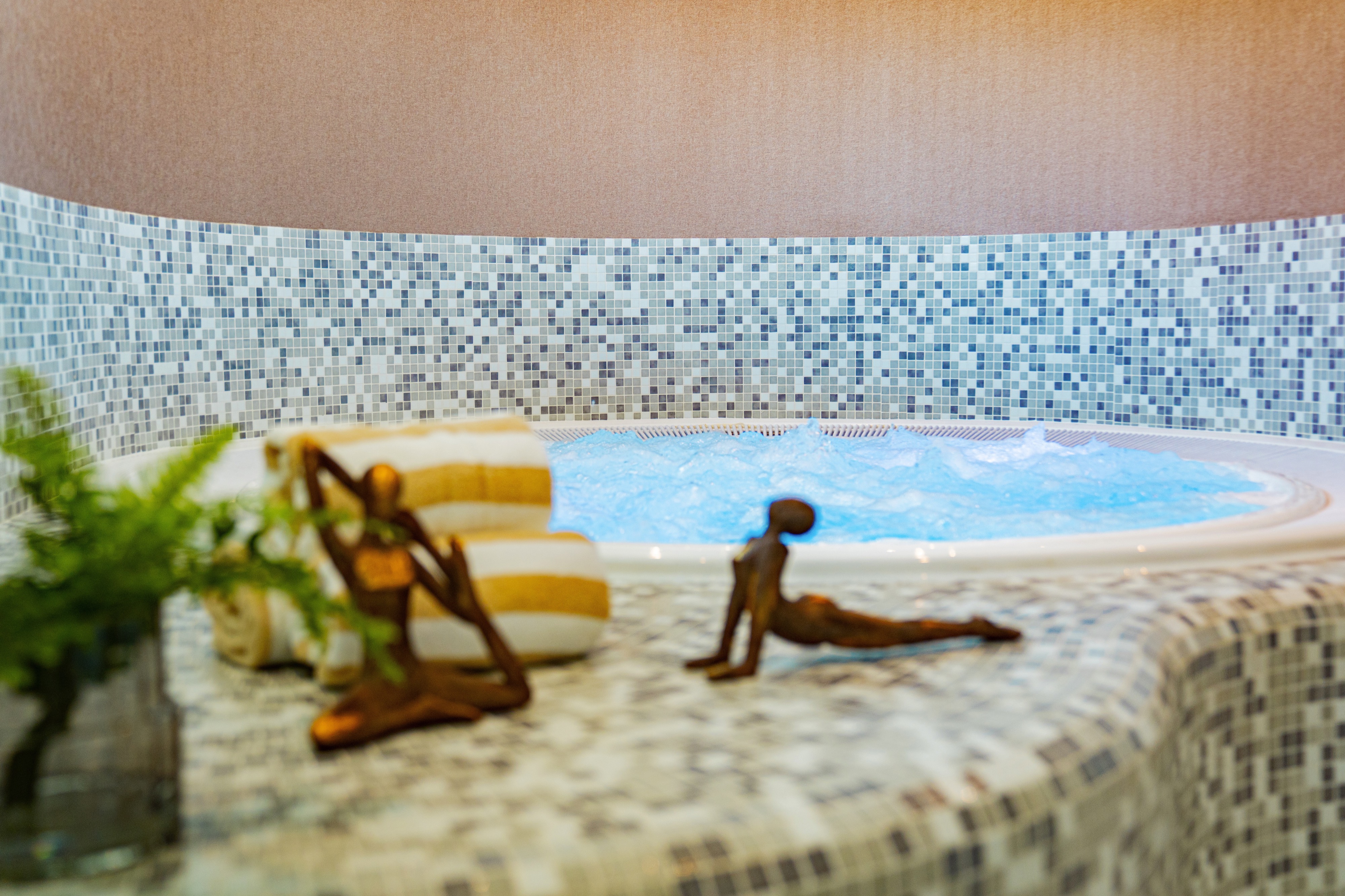 Jacuzzi