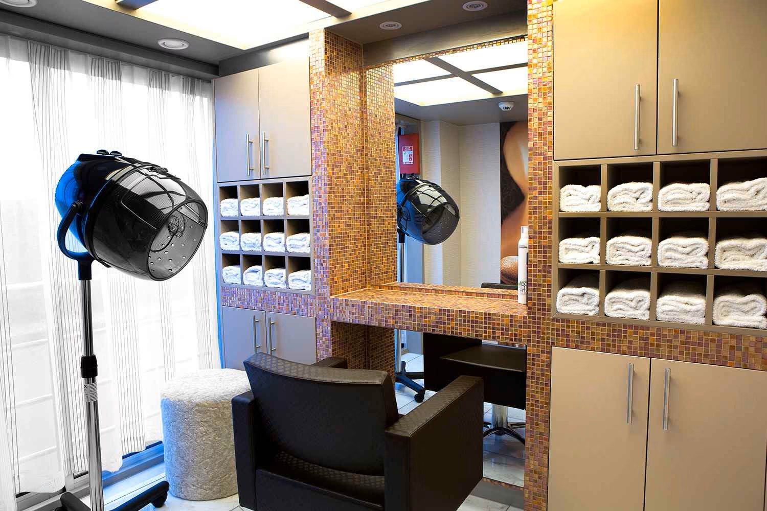 Beauty & Hair Salon