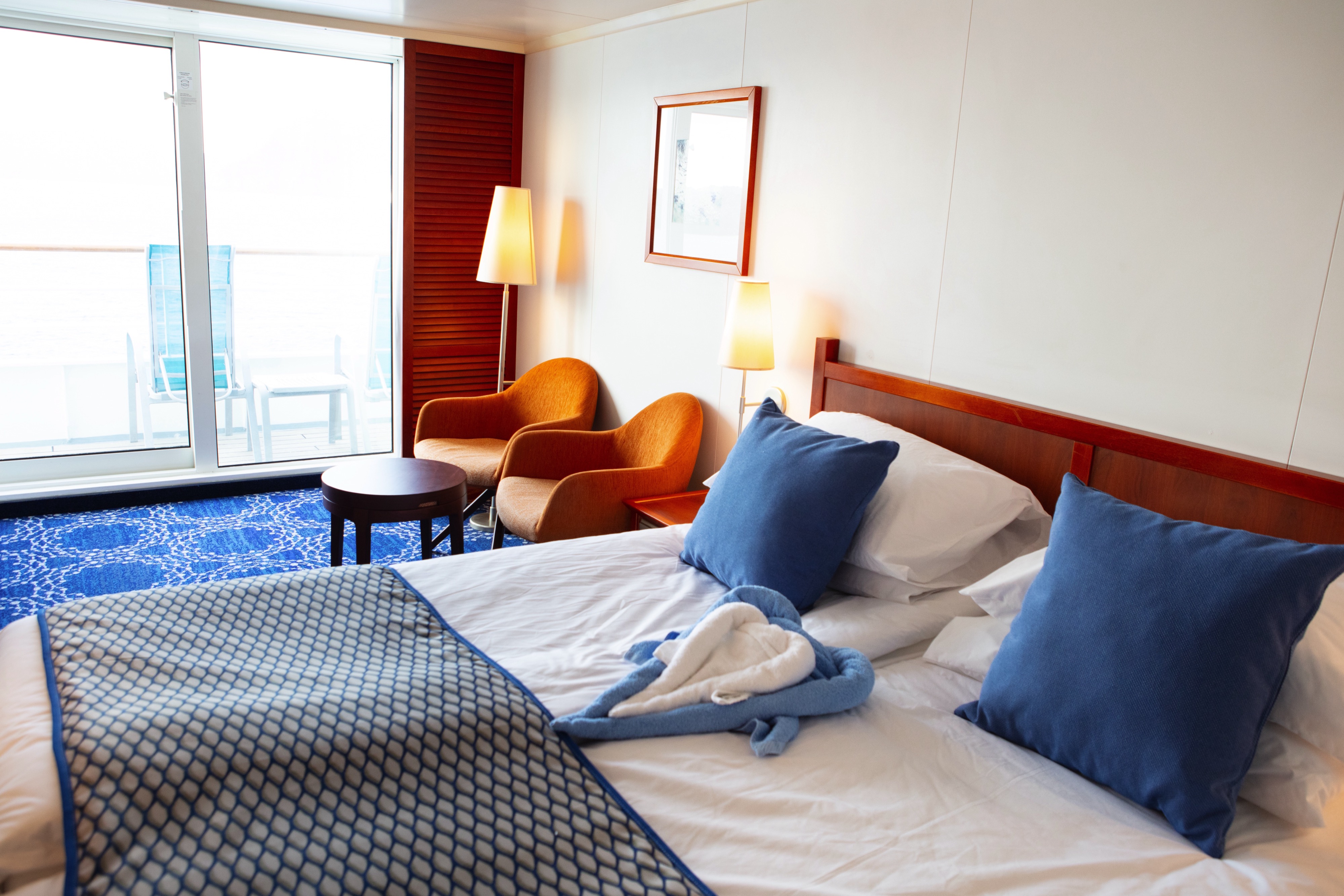 Balcony Cosmos Cabin