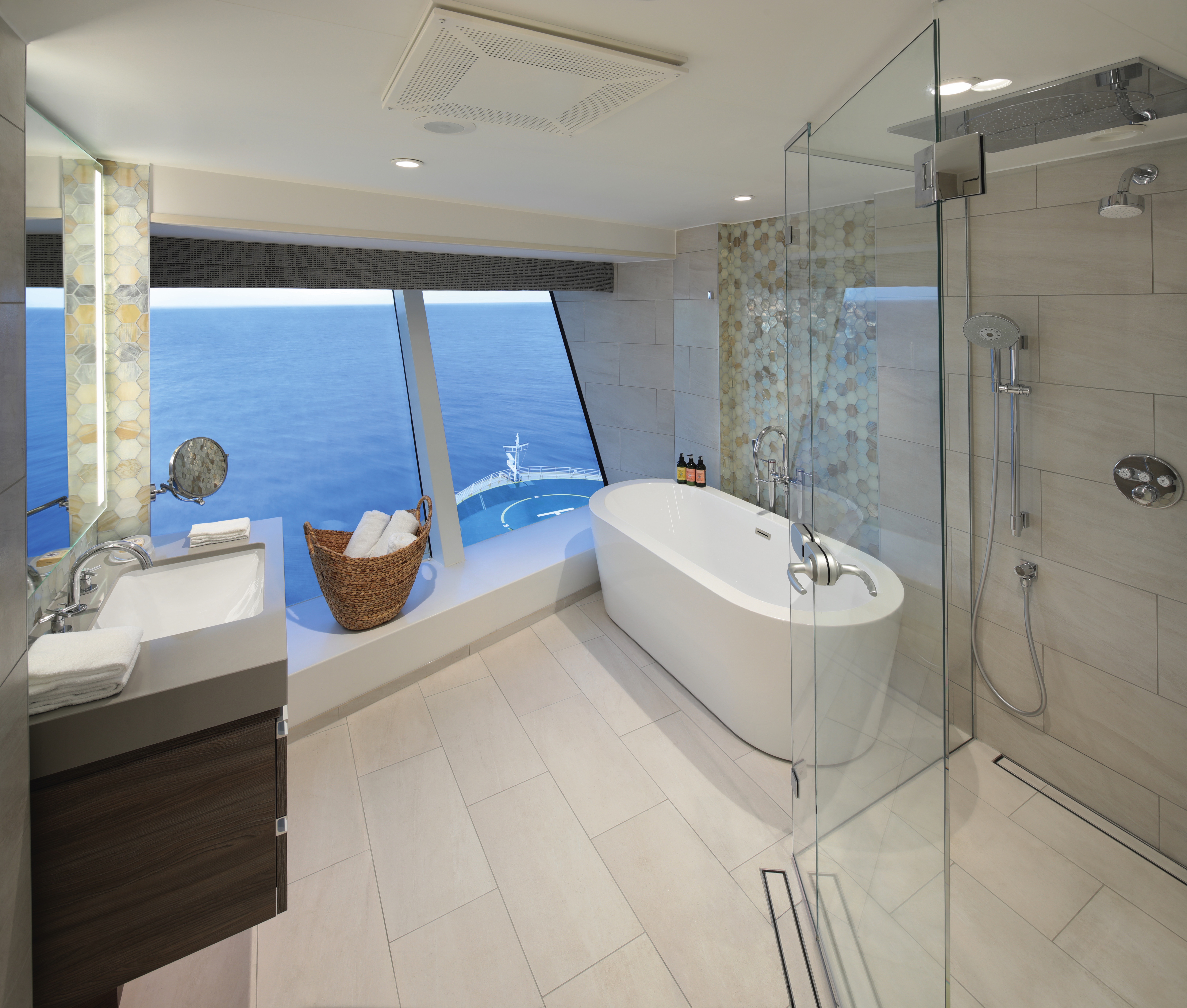 Ultimate Panoramic Suite