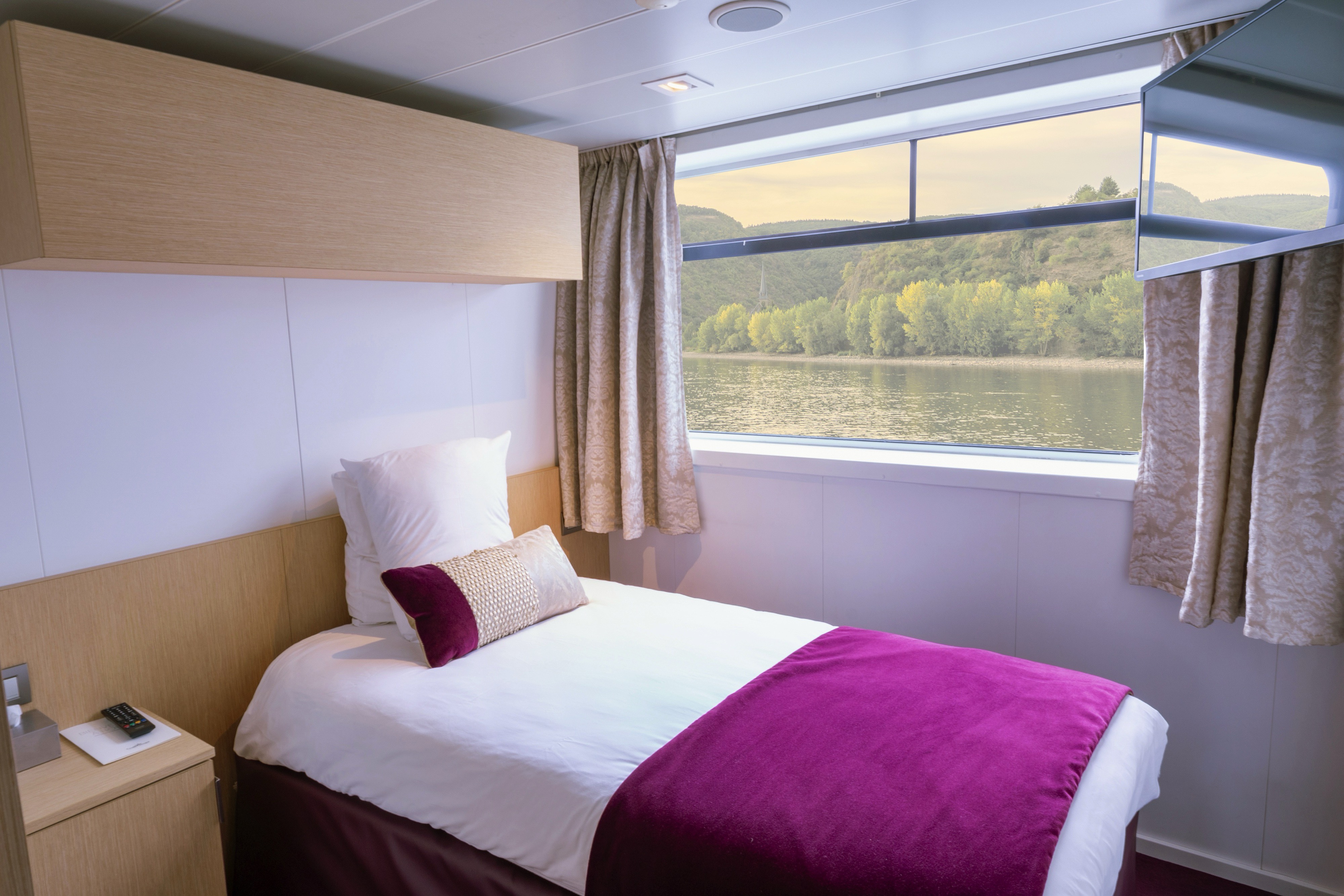 CroisiEurope MS Lafayette Single Cabin ©Corinne Cotard 0.jpg