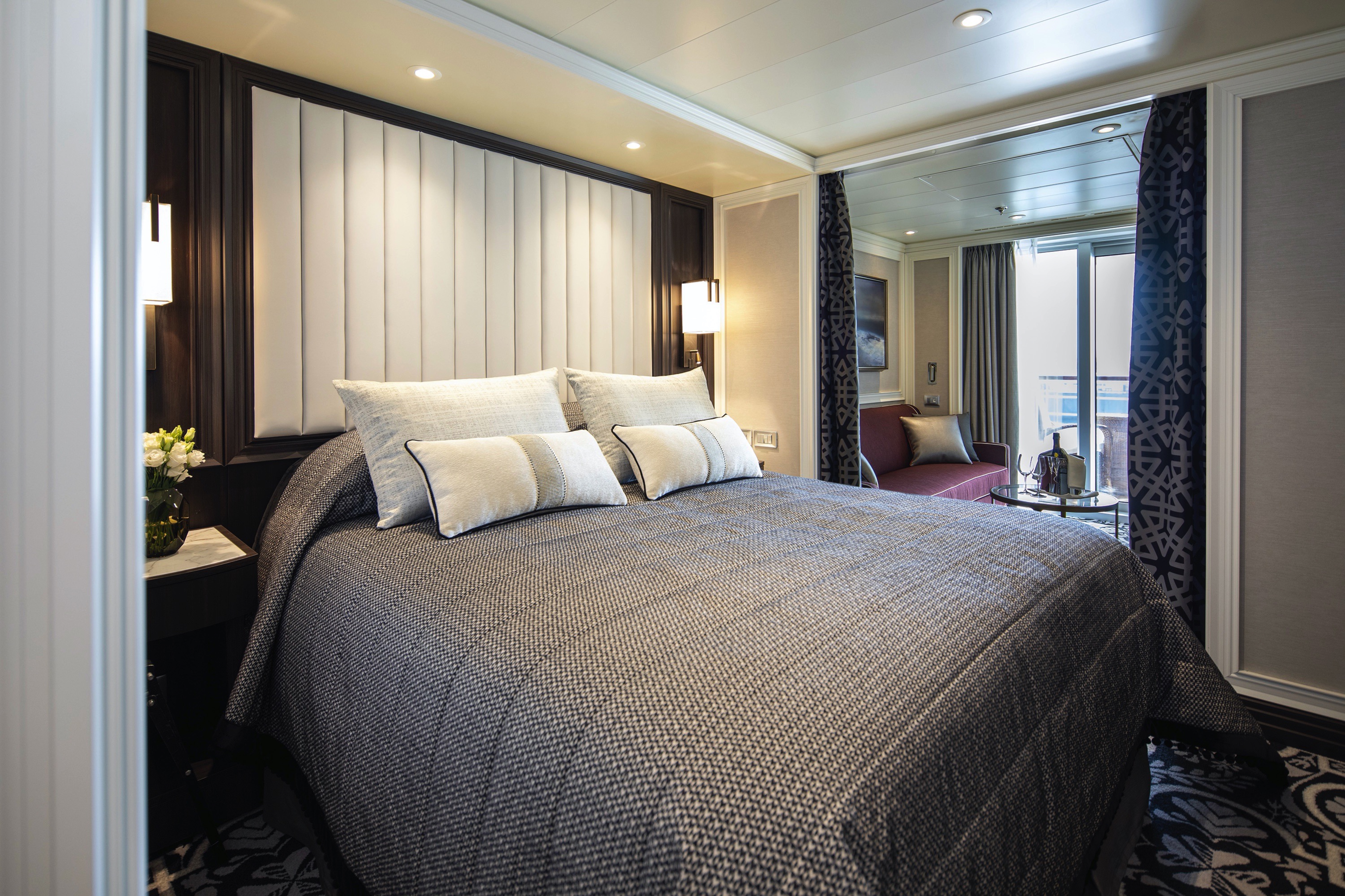 RSSC, Seven Seas Splendor, Deluxe Veranda Suite.jpg