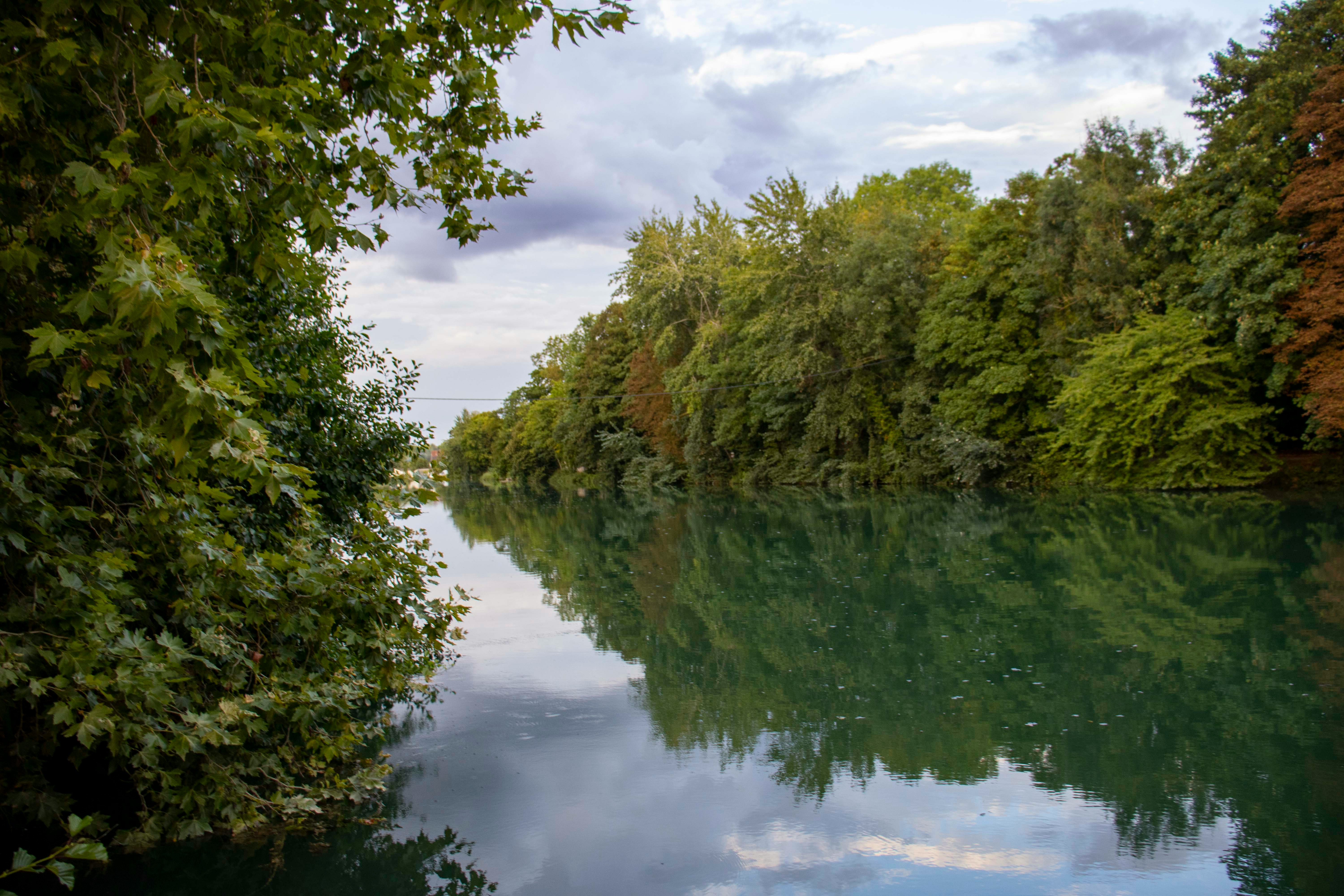 Seine River, Mantes-la-Jolie, France