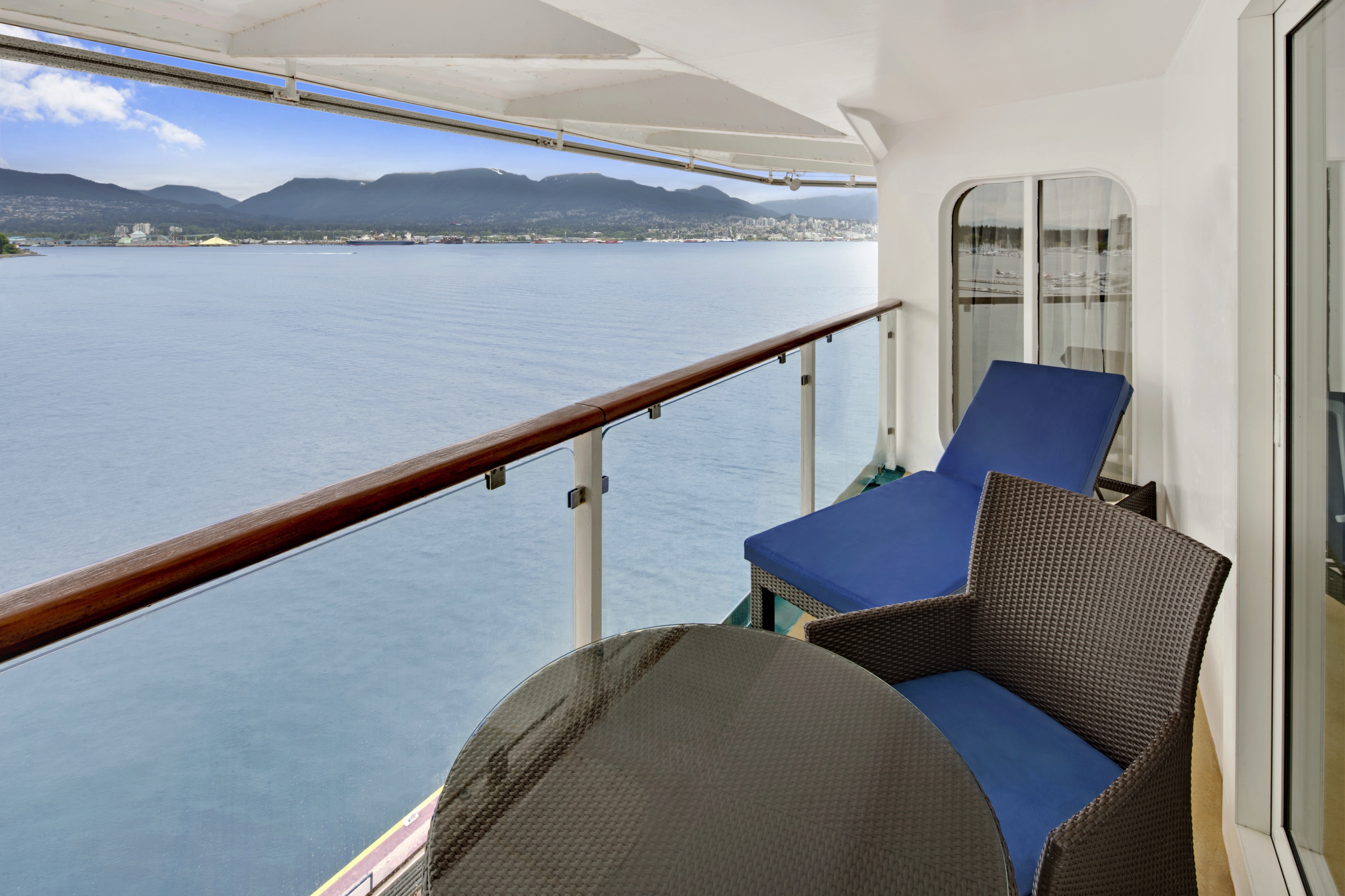 Radiance of the Seas: Owner's Suite - 1 Bedroom