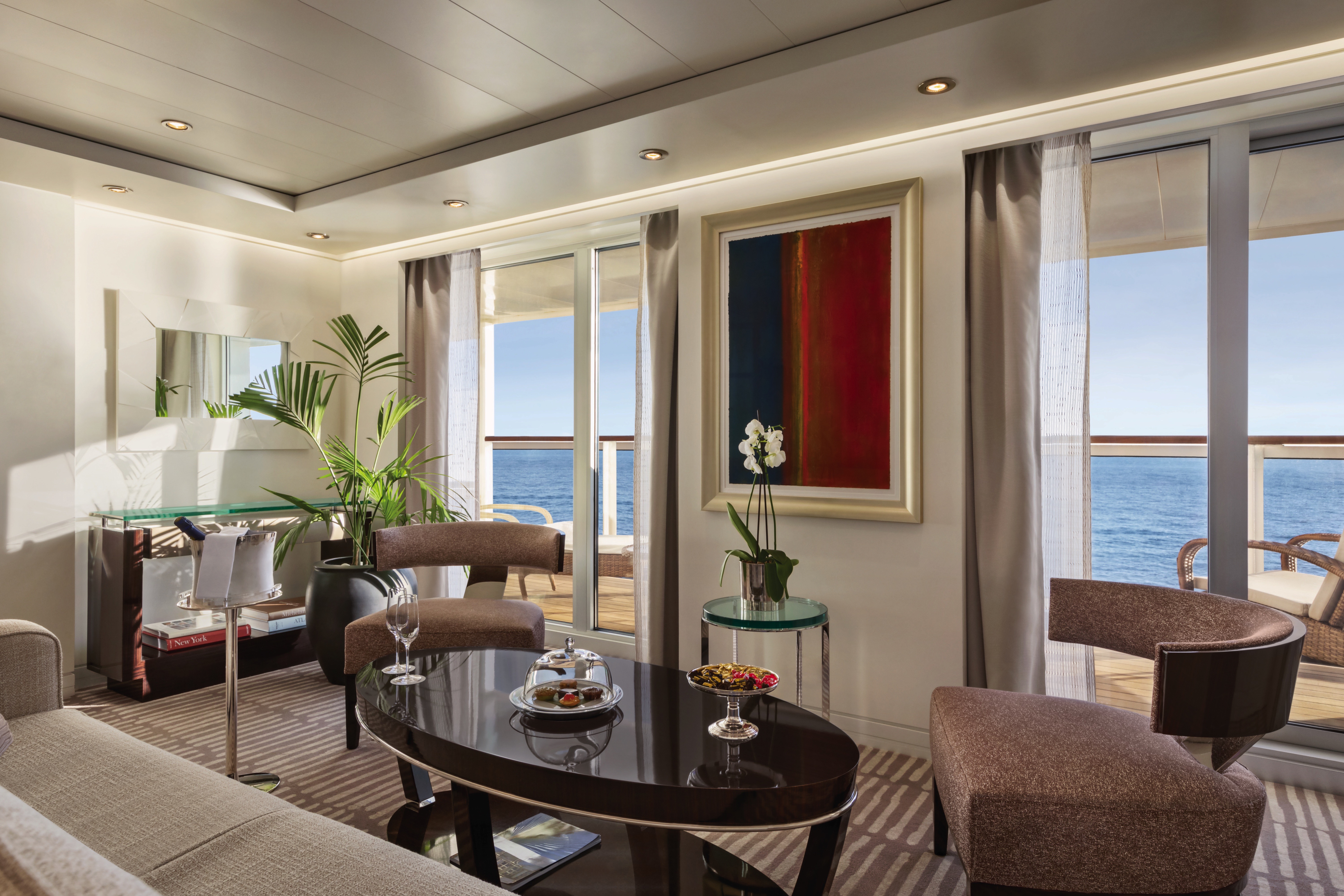 Oceania Suite