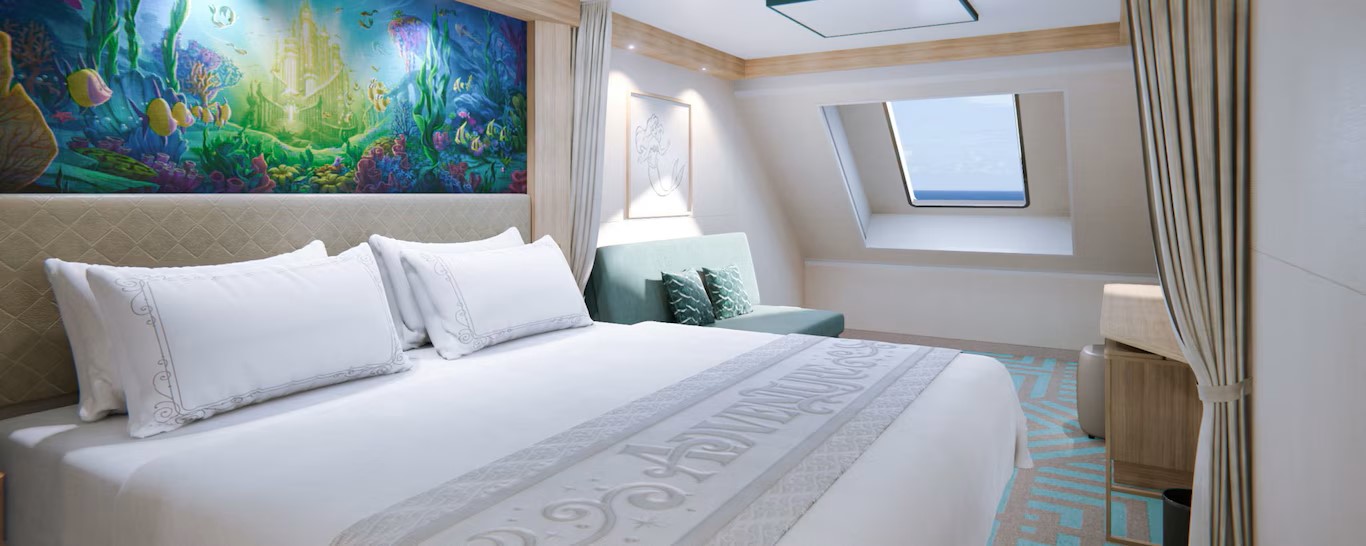 Deluxe Oceanview Stateroom