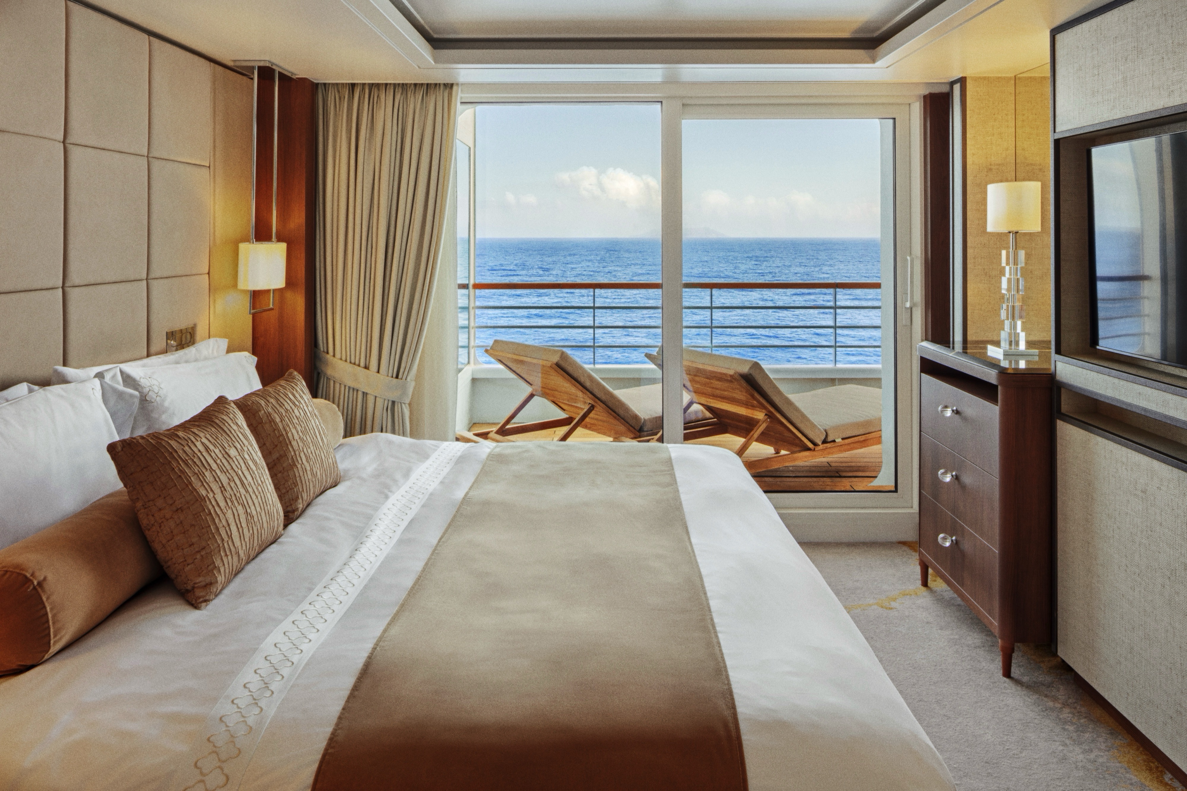 Crystal Penthouse Suite