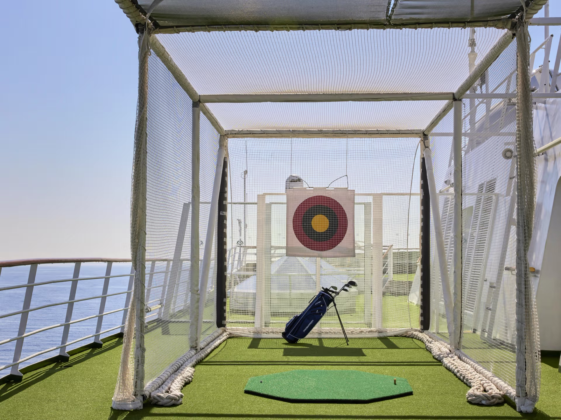 Golf Driving Nets & Putting Green
