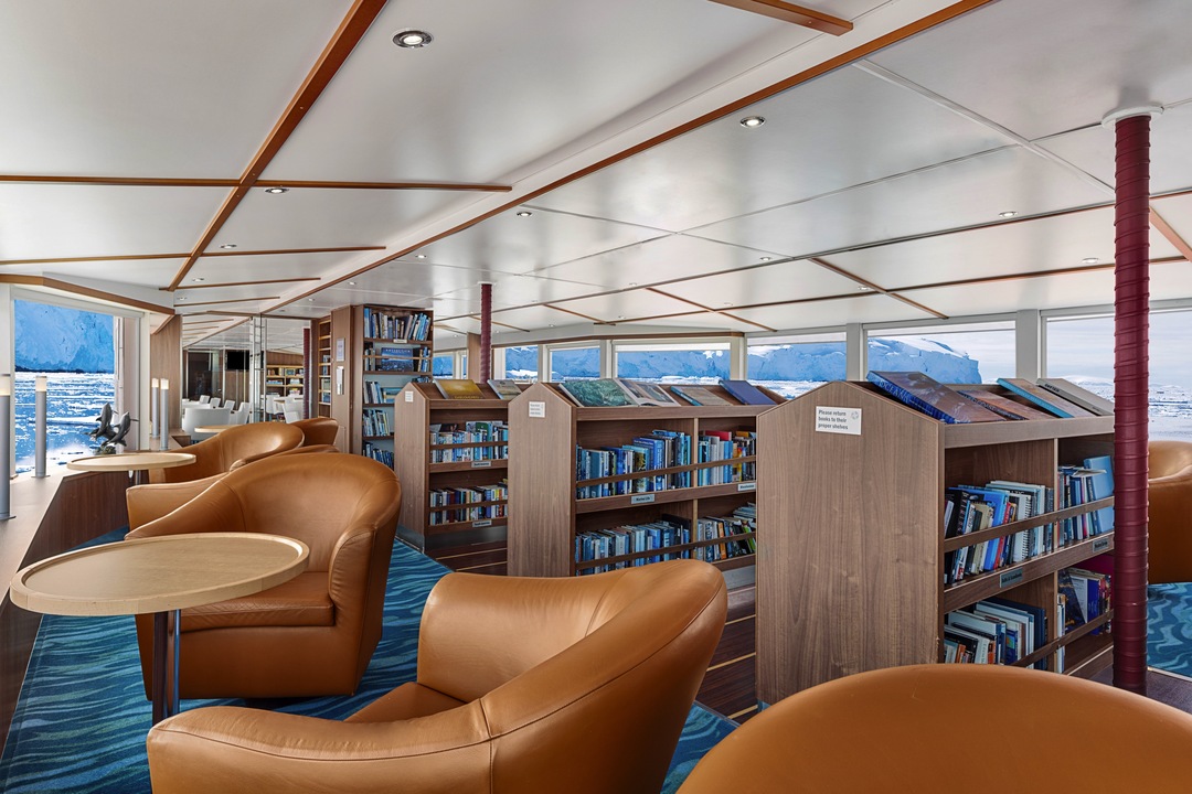 Cruise Ship