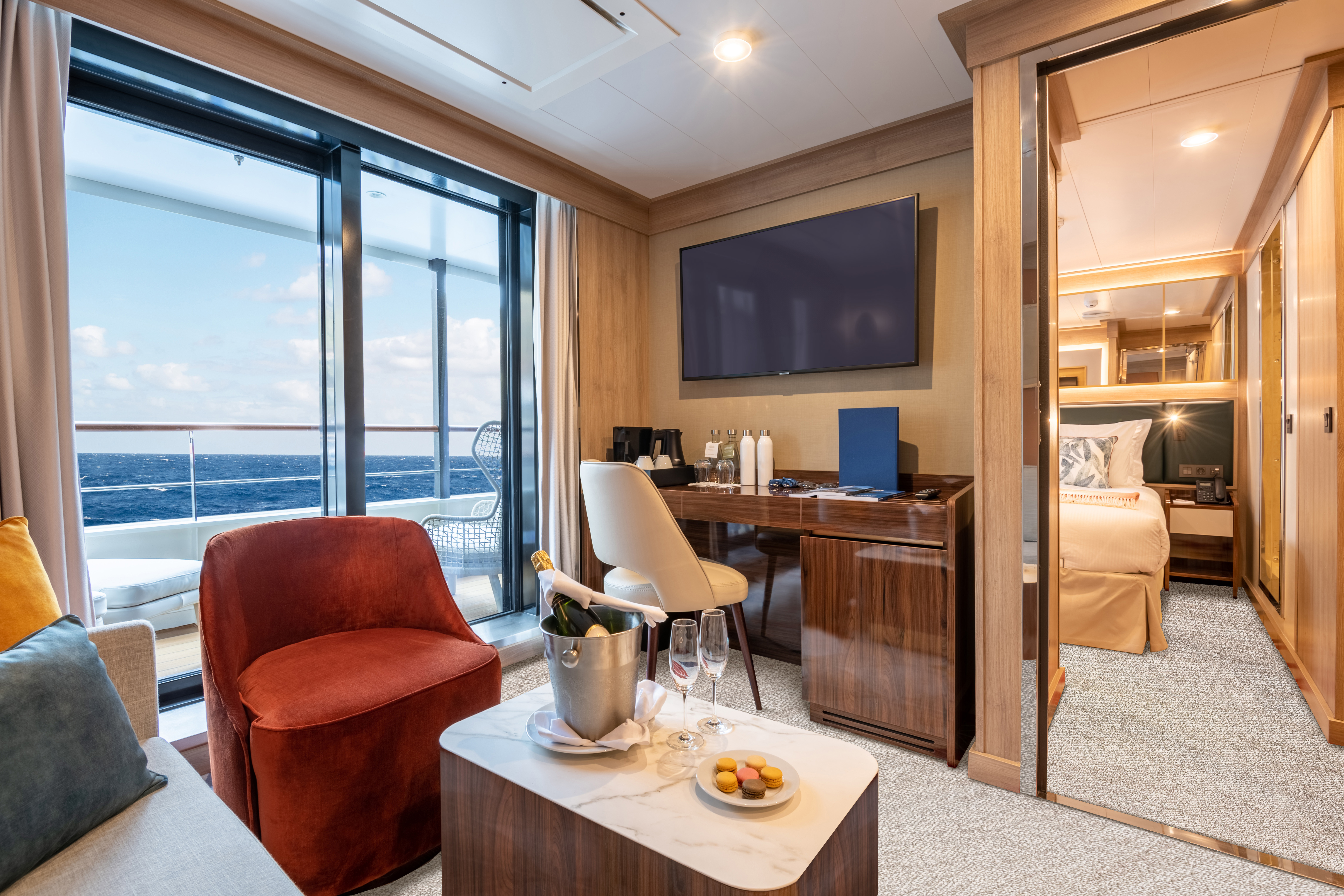 Suite cabin