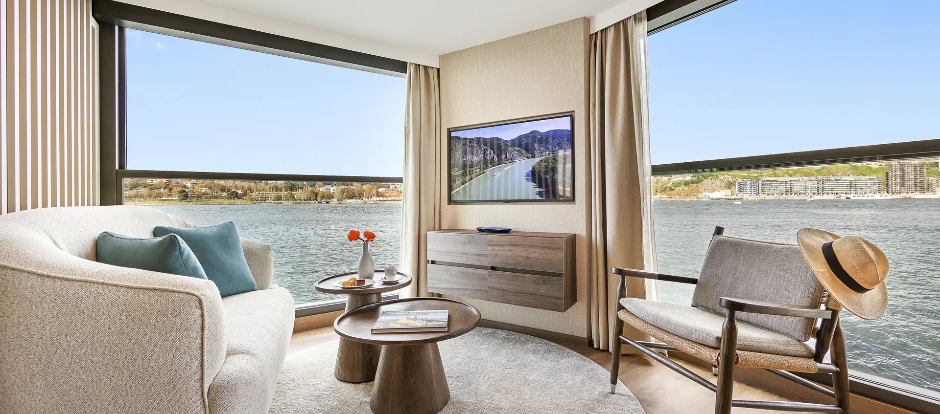 Suite cabin