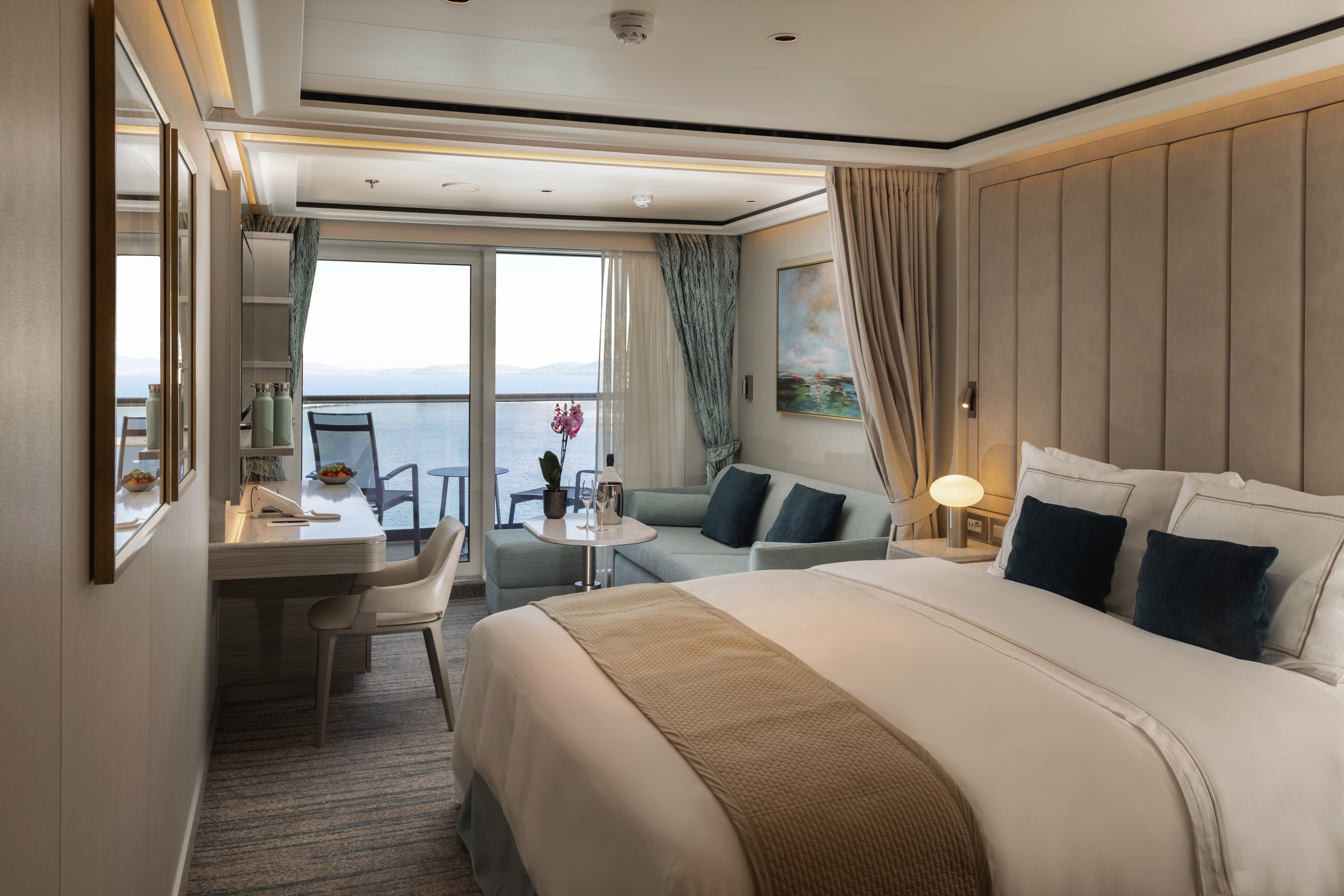 Silversea, Silver Ray, Premium Veranda Suite Bedroom 2 ©Silversea Cruises Ltd