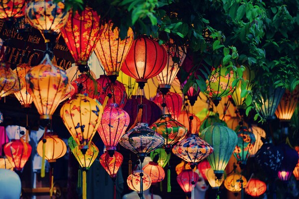 Vietnamese paper lanterns - generic