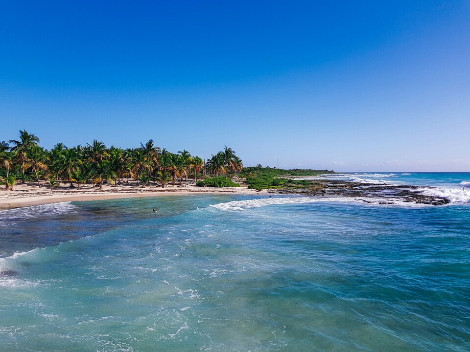 MXCOM - Costa Maya, Mexico by Ahmet Demiroğlu Unsplash .jpg