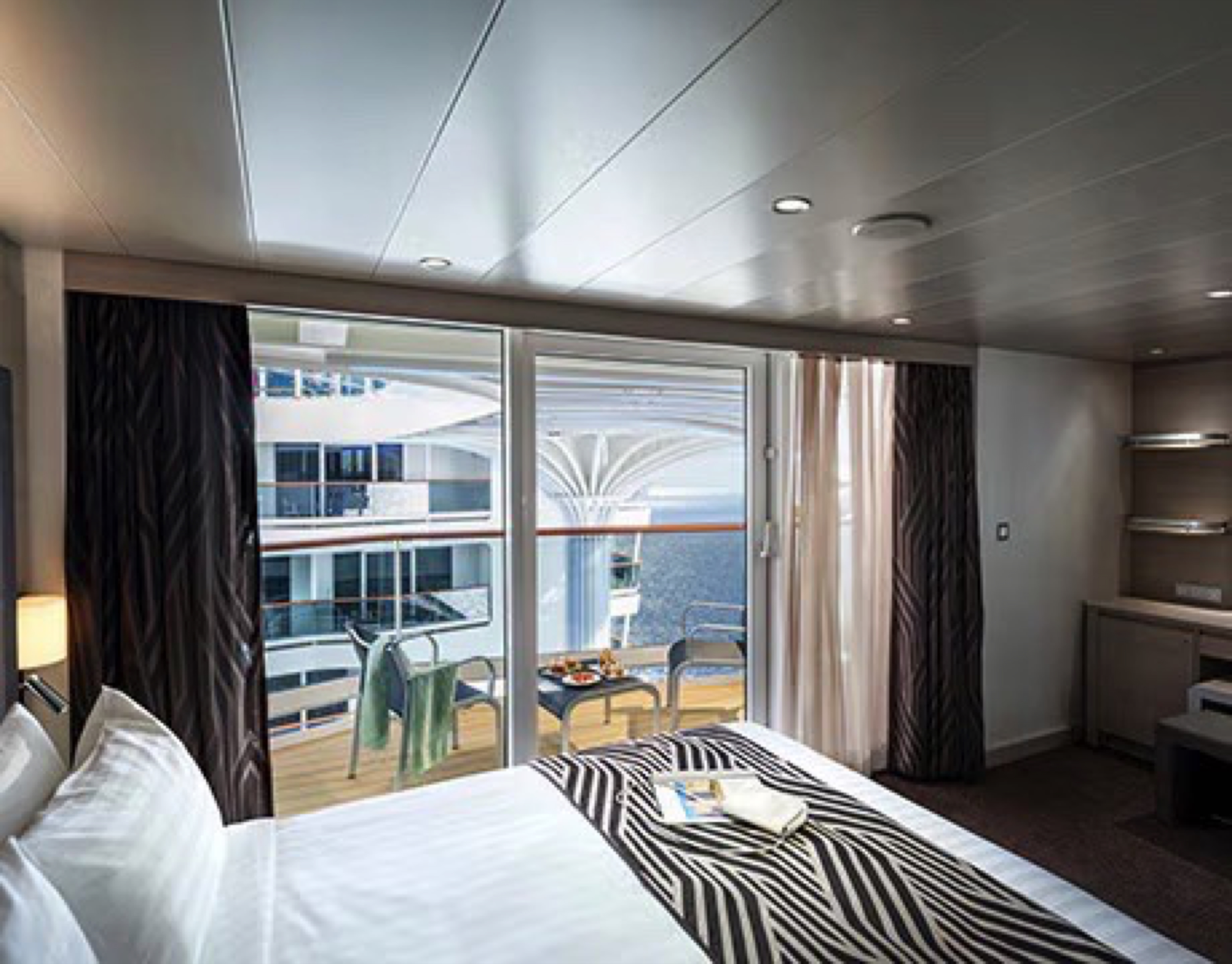 Junior Suite Aurea with Promenade & Ocean View