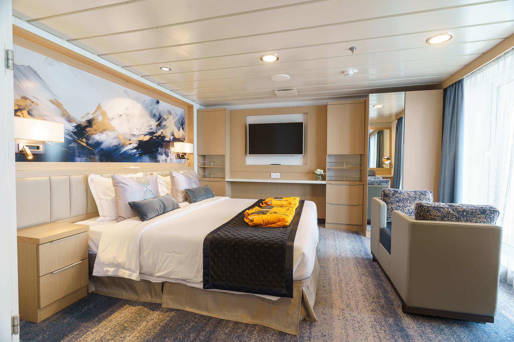 Quark Expeditions, Ocean Explorer Owners Suite 1 ©Quark Expeditions