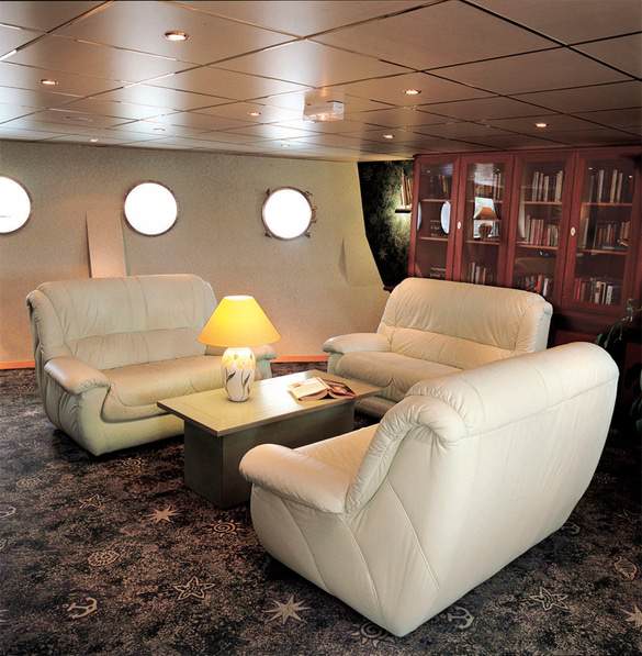CroisiEurope - Douce France - Accommodation - Library - Photo _1_.jpg