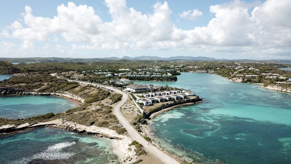 Devisl Sea Bridge, Barbuda