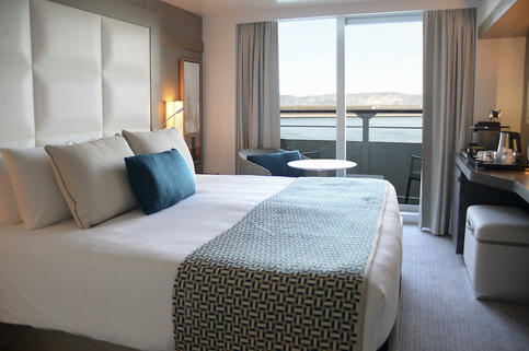 Ponant L'Austral Prestige Stateroom 1, ©PONANT Credit. Tamar Sarkissian.jpeg