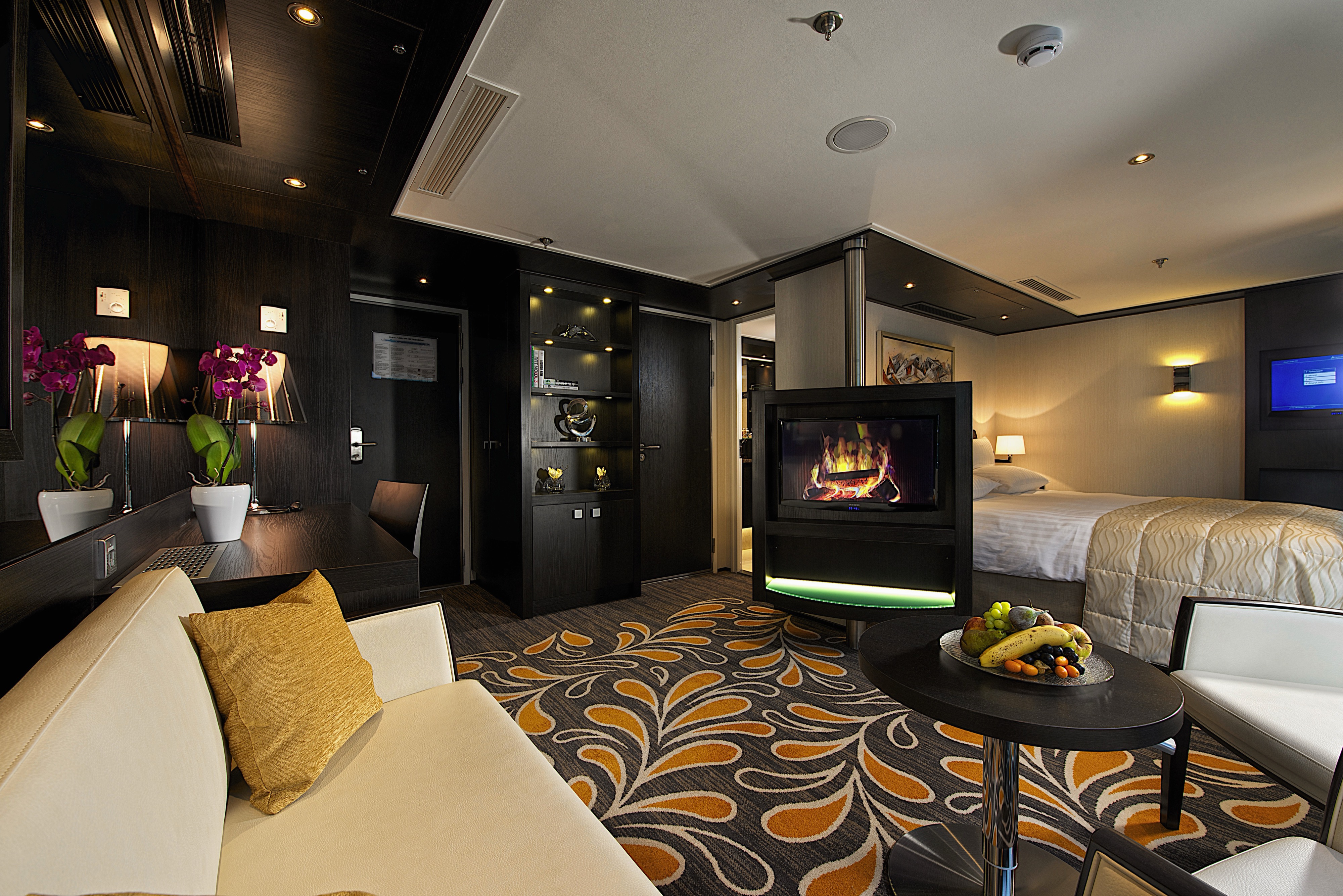 Suite cabin