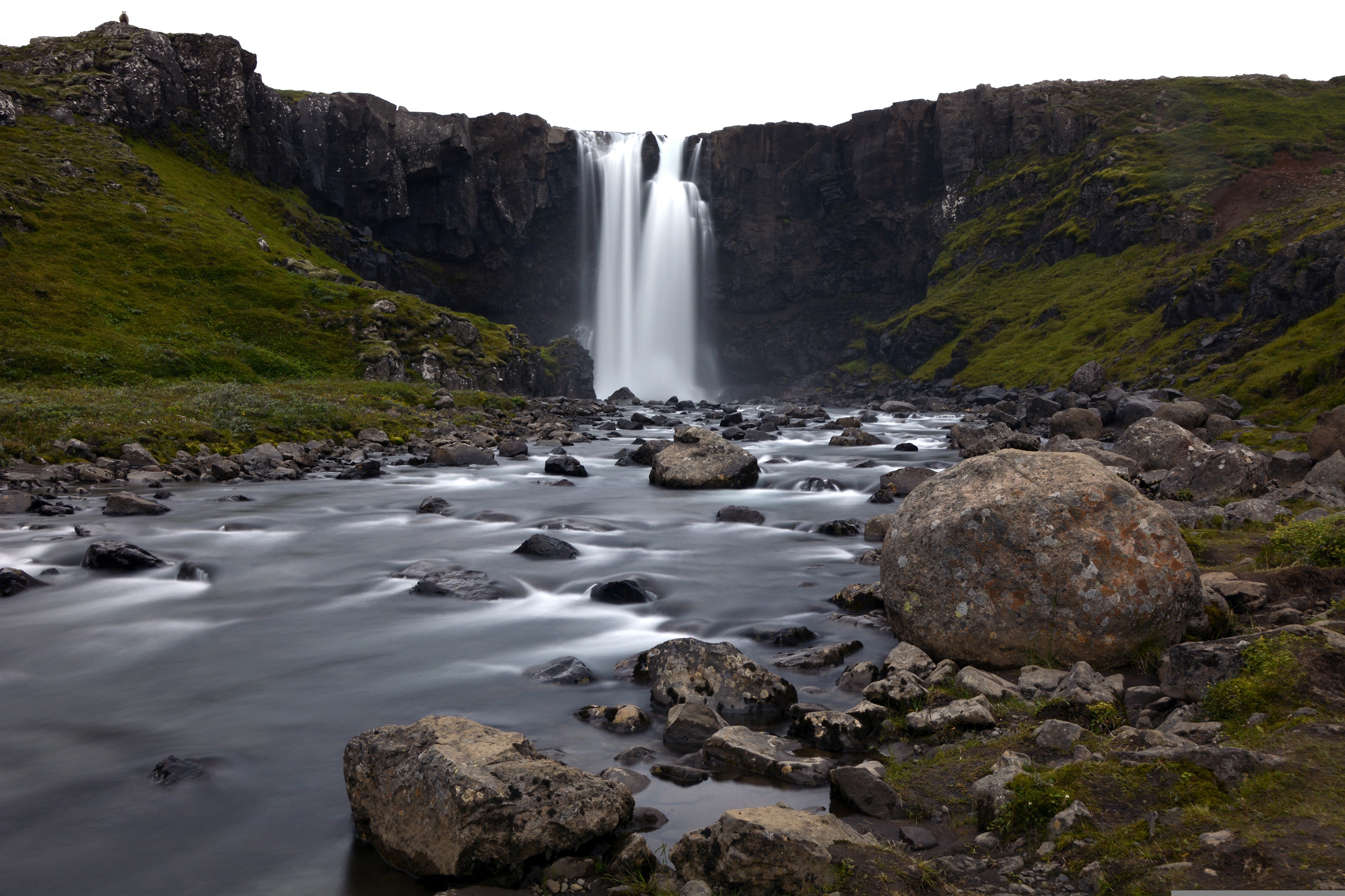 A Grand Journey through Nordic Wonders, Geothermal Delights & Remote Coastal Beauty
