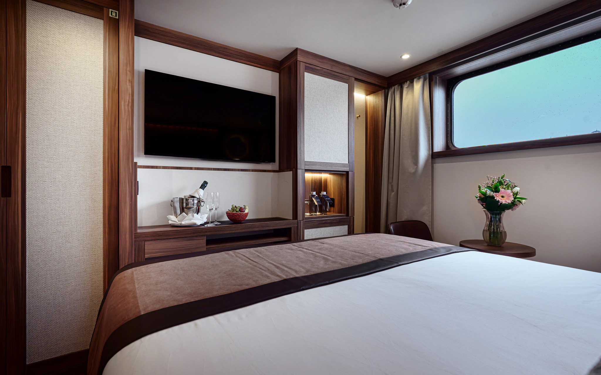 Amawaterways AmaSintra Category D Stateroom 1 ©Amawaterways.jpeg