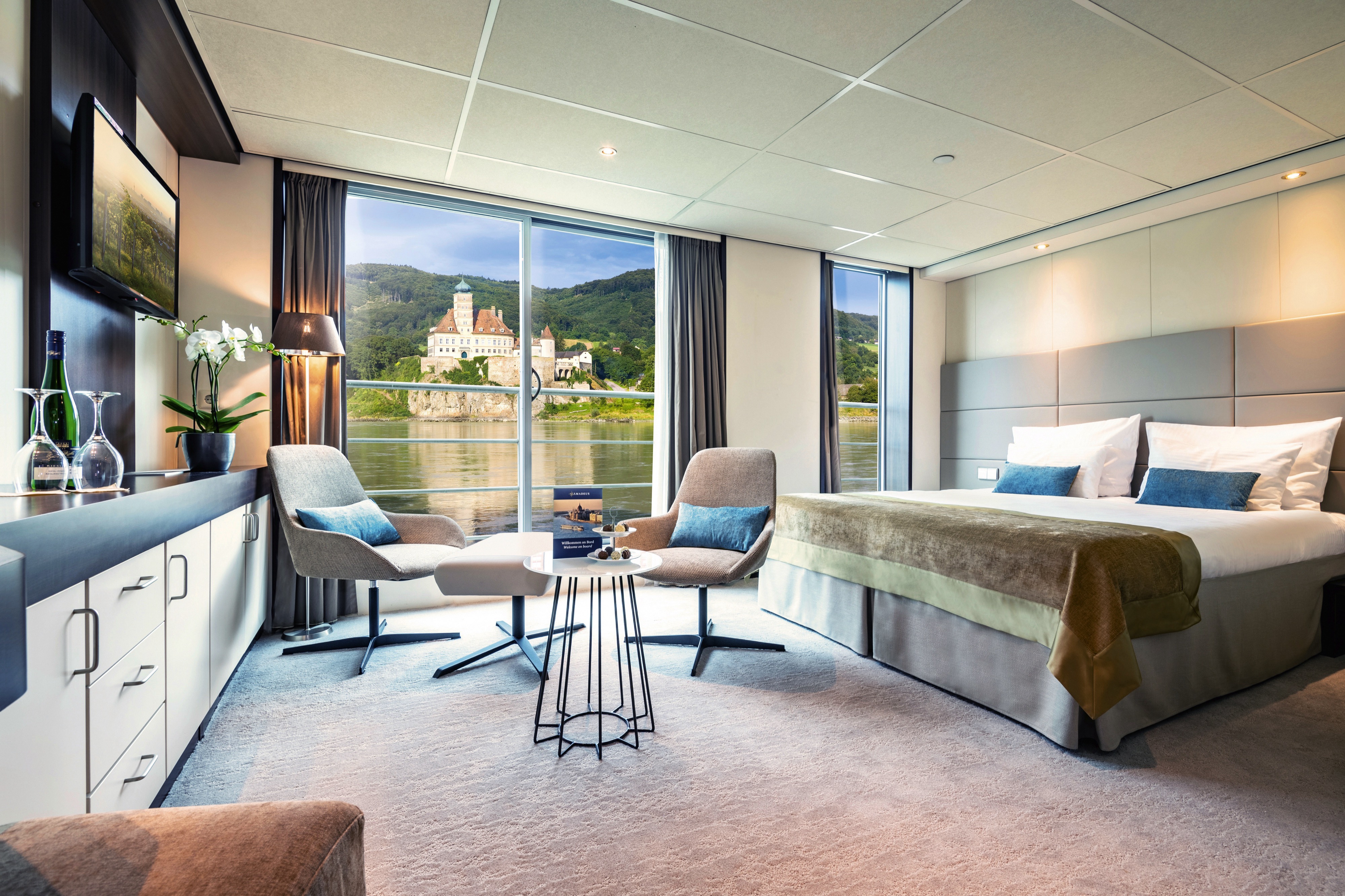 Suite with French Balcony