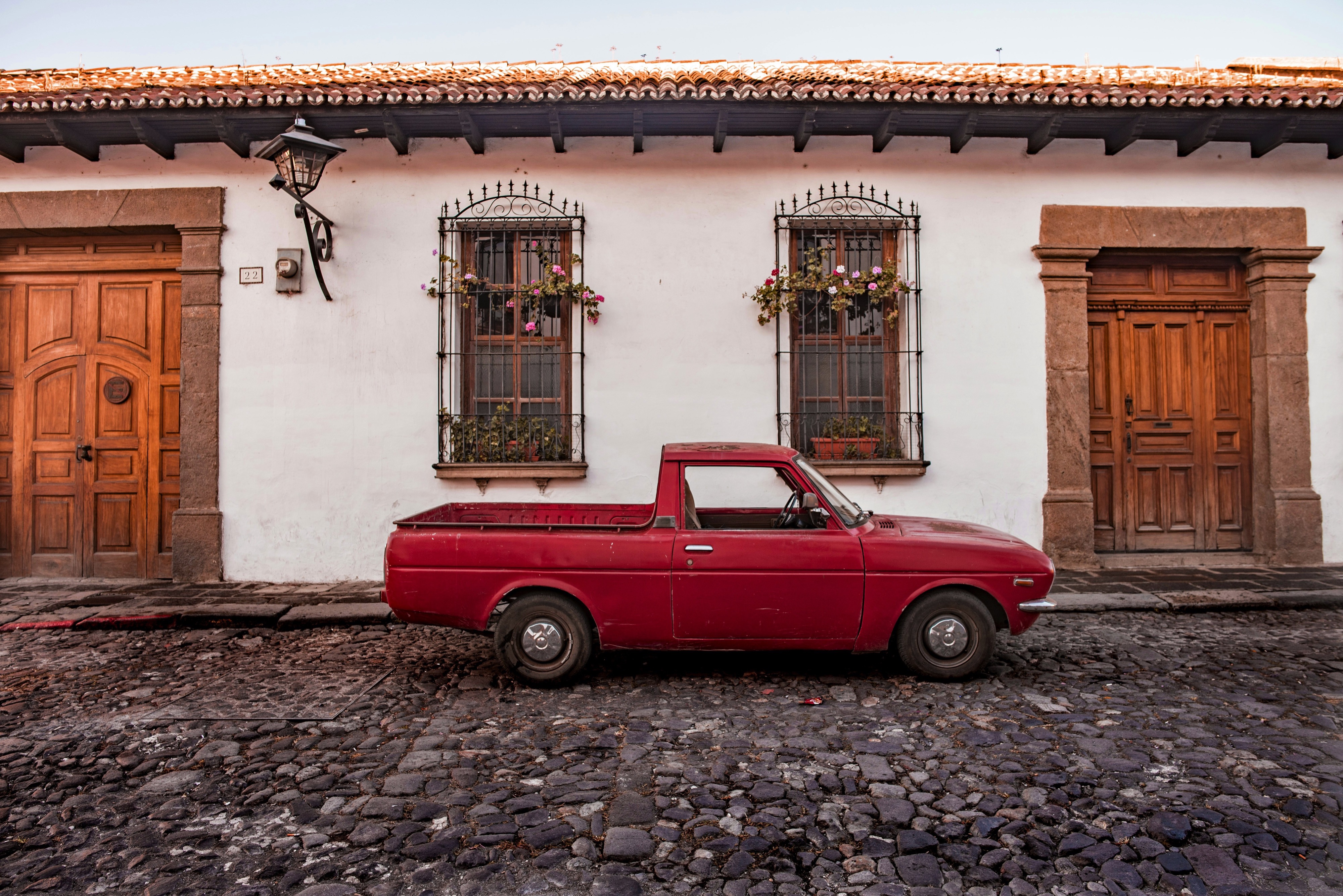 Calle del Arco, 5a Avenida Norte, Antigua Guatemala, Guatemala