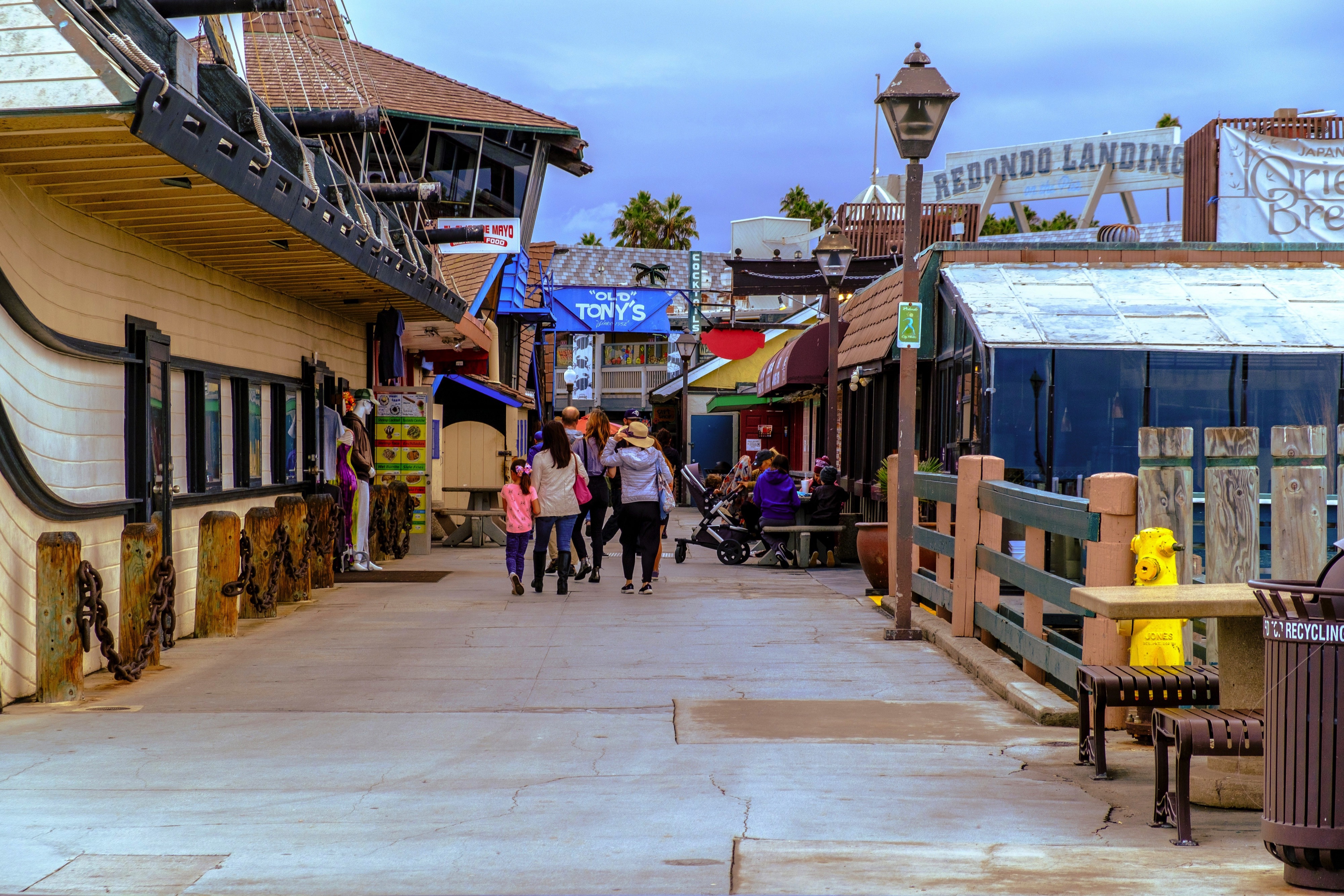 Redondo Beach Pier, Fishermans Wharf, Redondo Beach, CA, USA