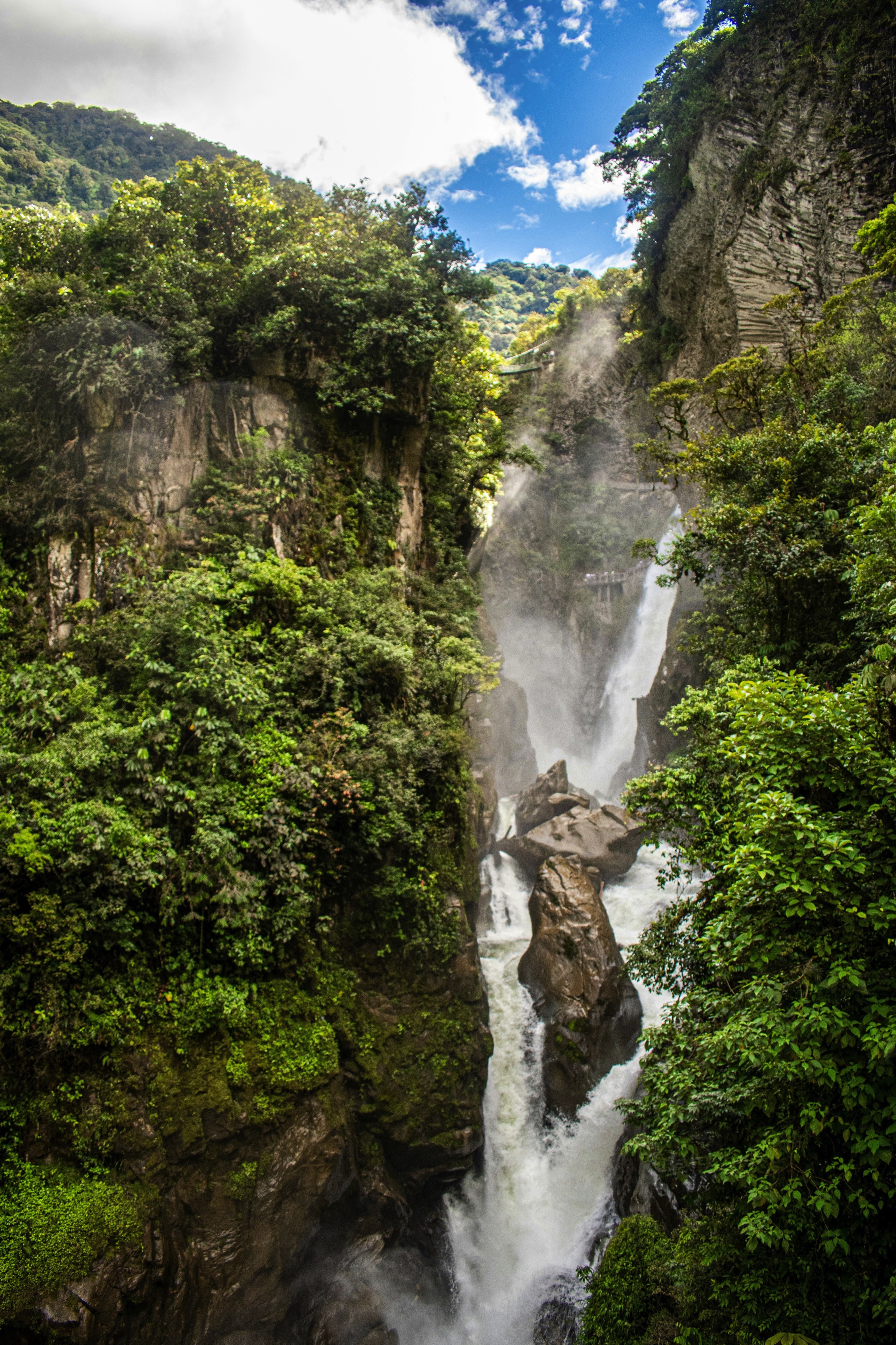 Pailon Del diablo, Banos, Ecuador