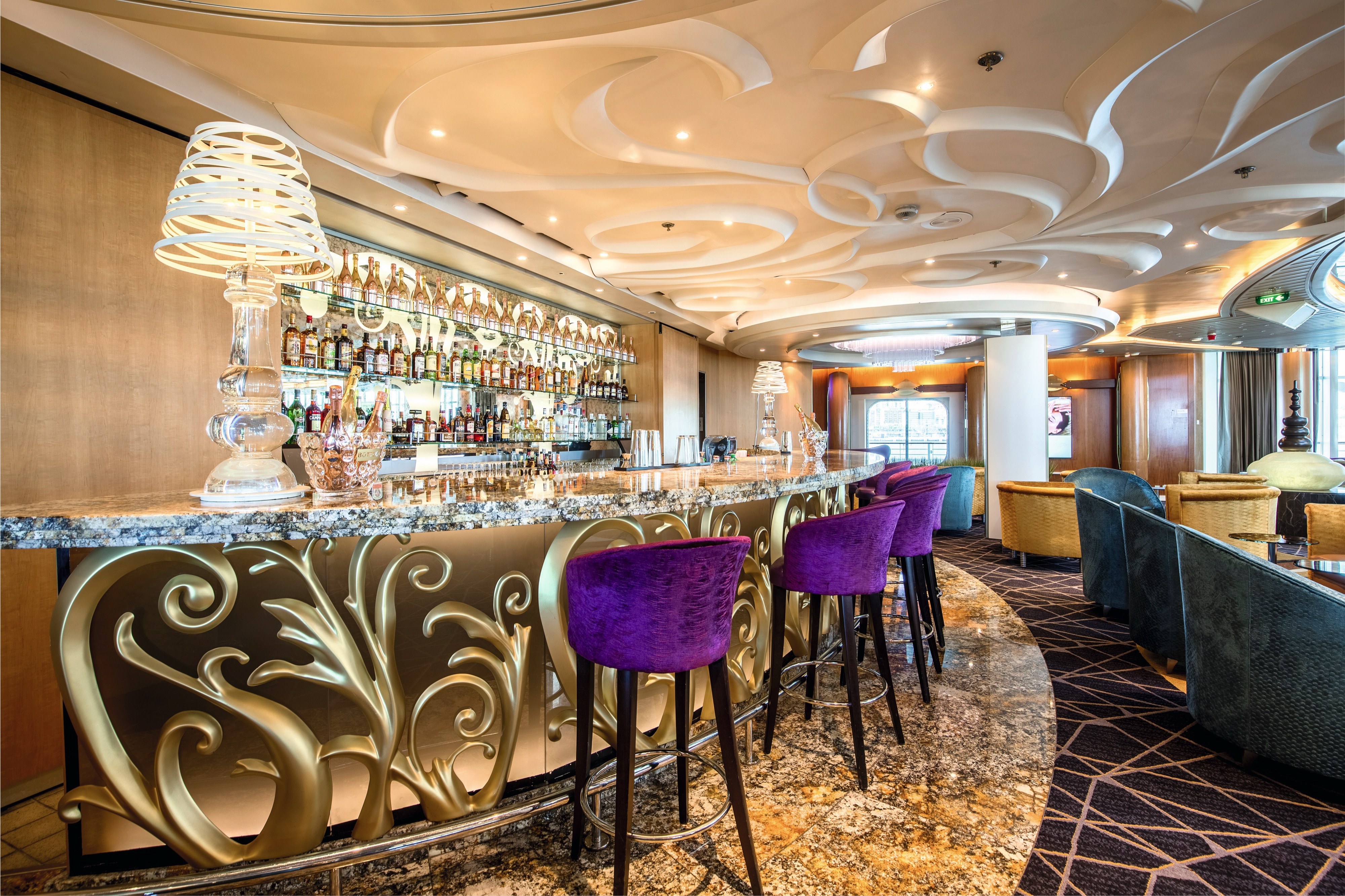 Atrium Bar