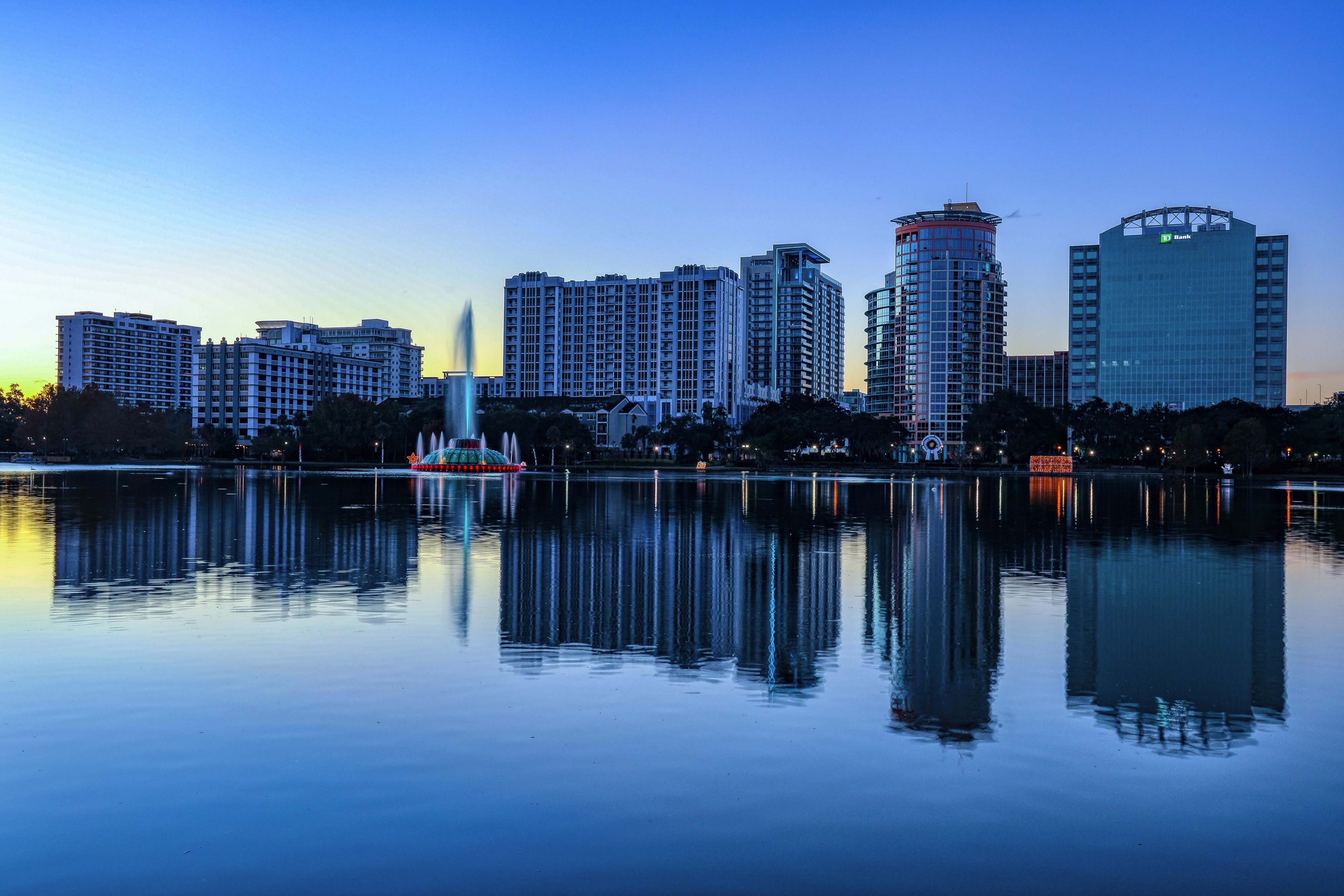 Lake Eola, Orlando, FL, USA
