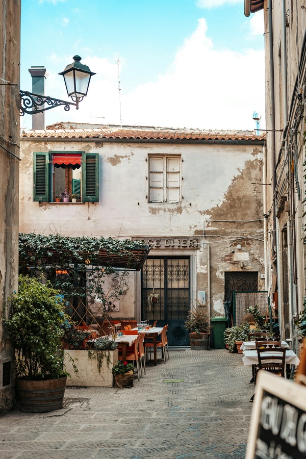 A lovely italian restaurant in a side street in Piombino _Italy_