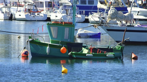 Rue du Port, Concarneau, France