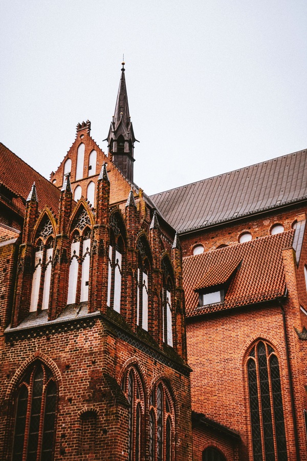 St.-Georgen-Kirche mit Aussichtsplattform, St.-Georgen-Kirchhof, Wismar, Germany